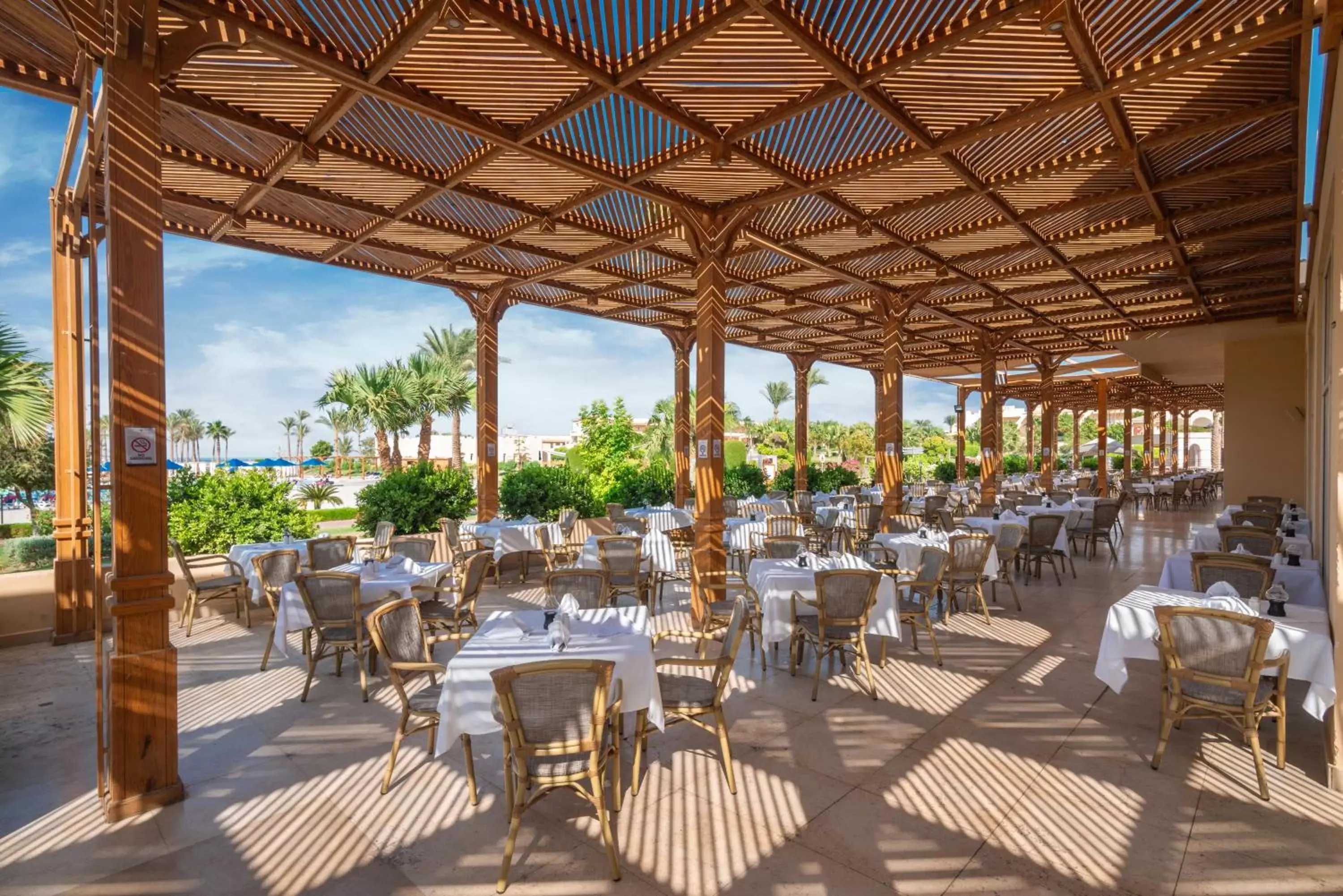 Restaurant/Places to Eat in Cleopatra Luxury Resort Makadi Bay