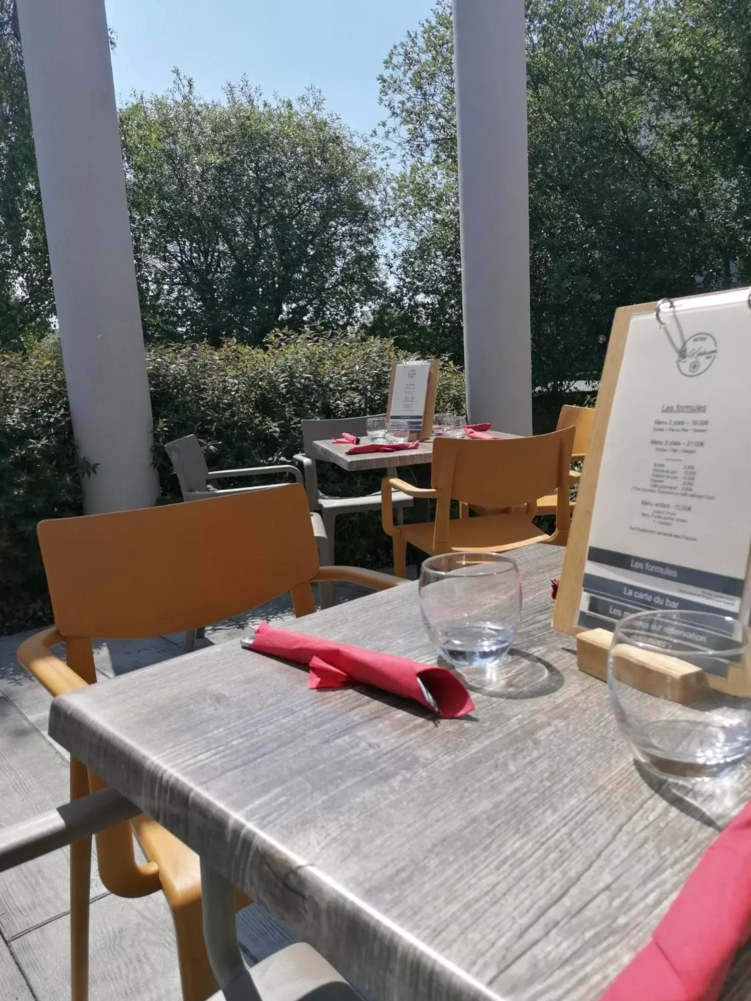 Patio, Restaurant/Places to Eat in Brit Hotel Brest Le Relecq Kerhuon