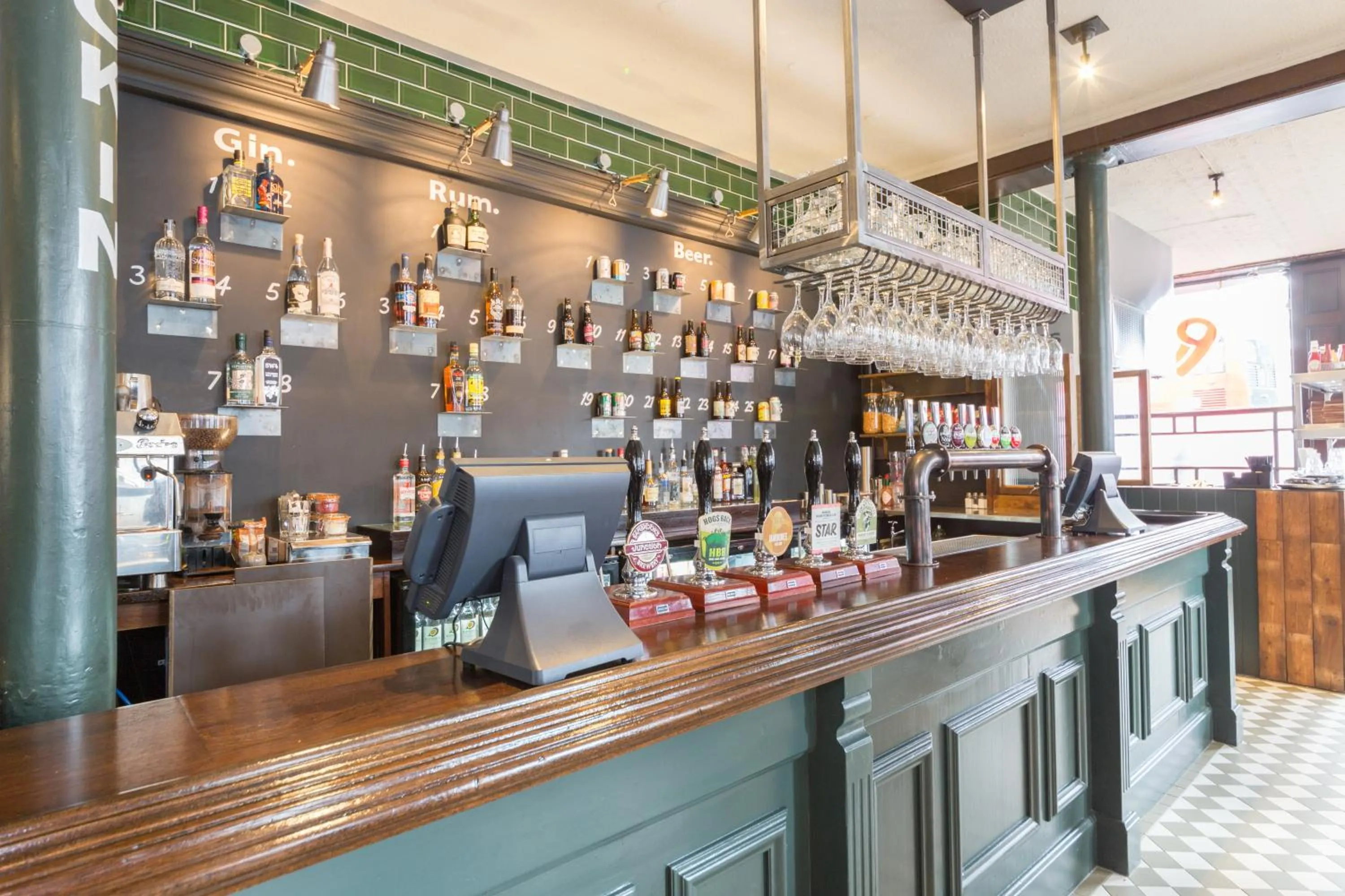 Restaurant/places to eat in PubLove @ The Green man, Paddington