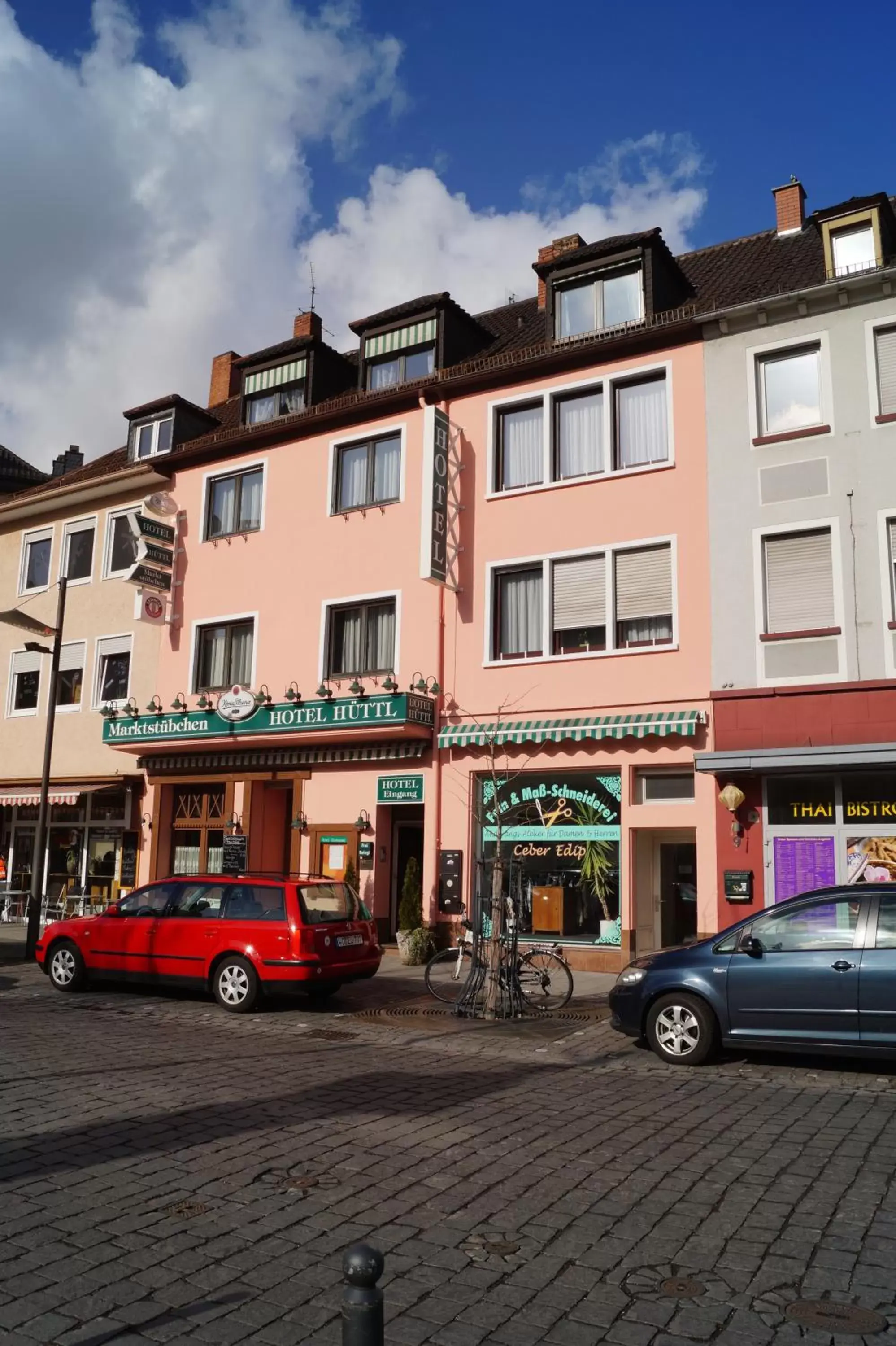 Facade/entrance, Property Building in Hotel Hüttl - Garni