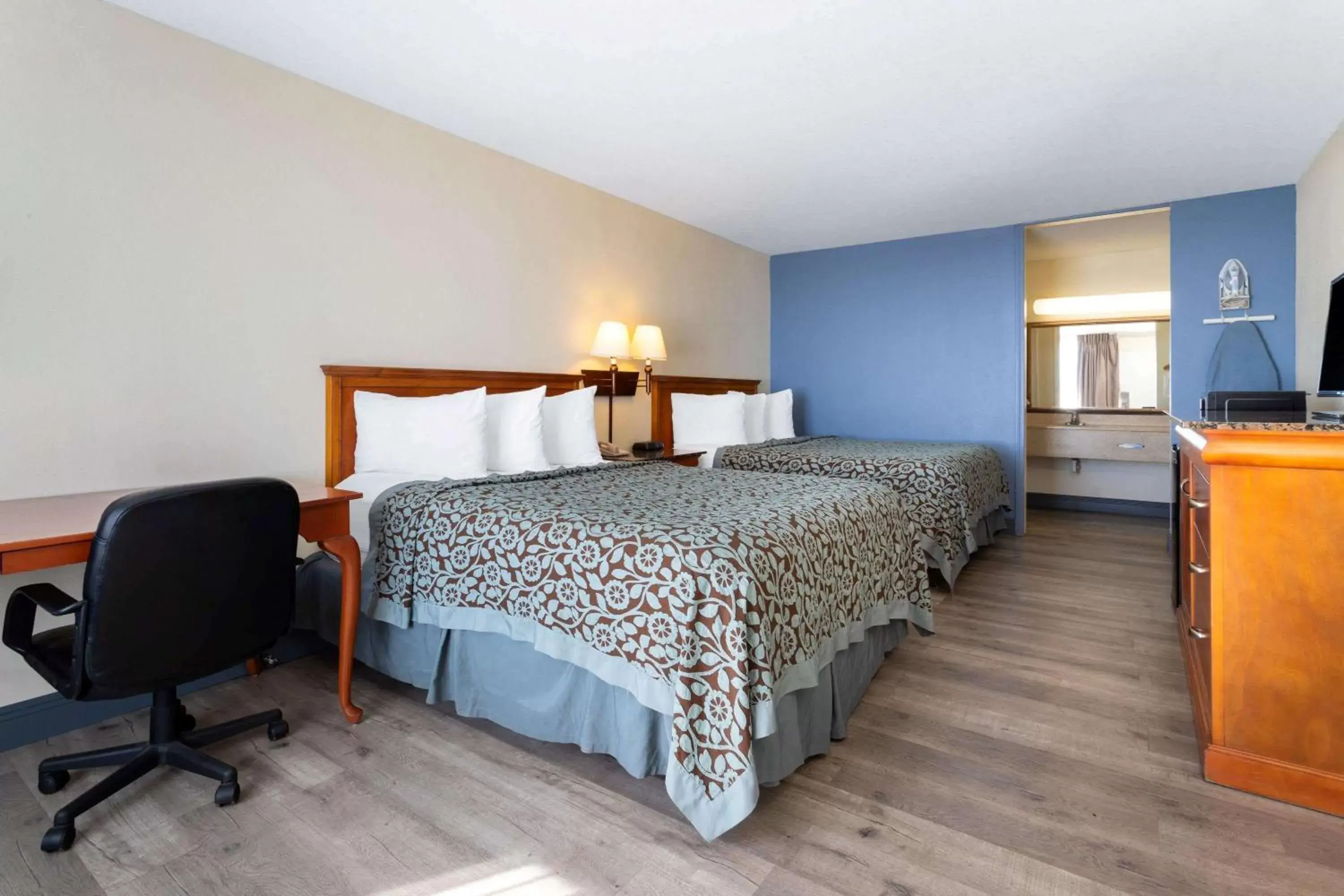 Photo of the whole room, Bed in Days Inn by Wyndham Titusville Kennedy Space Center