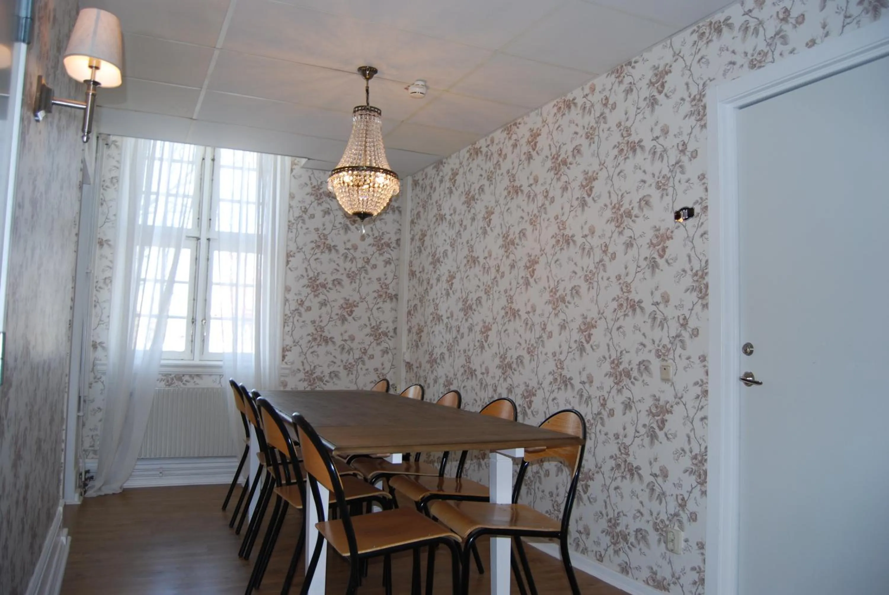 Bed in Halmstad Hotell & Vandrarhem Kaptenshamn