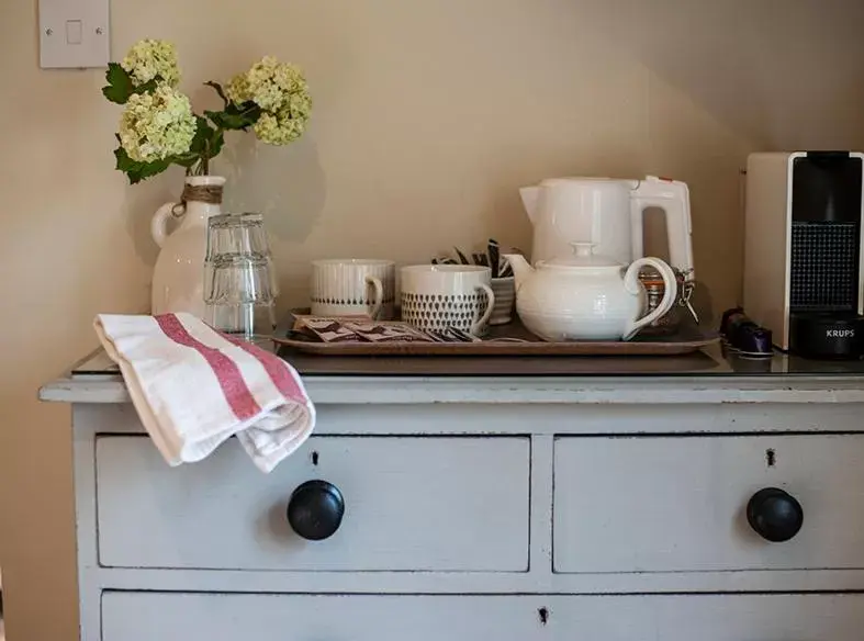 Coffee/tea facilities in Church Farm B&B Suffolk