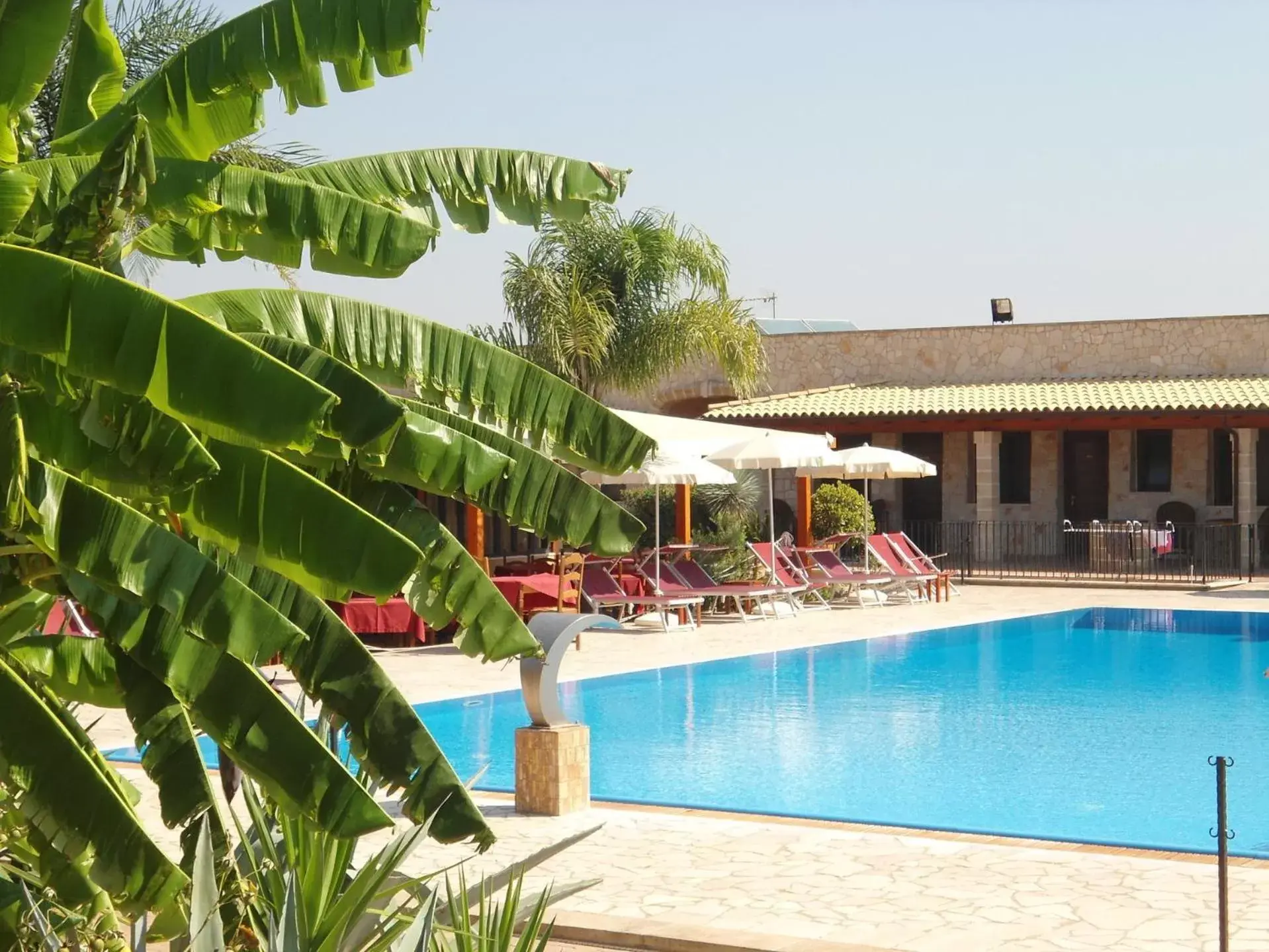 Swimming pool, Property Building in Hotel Masseria Le Pajare