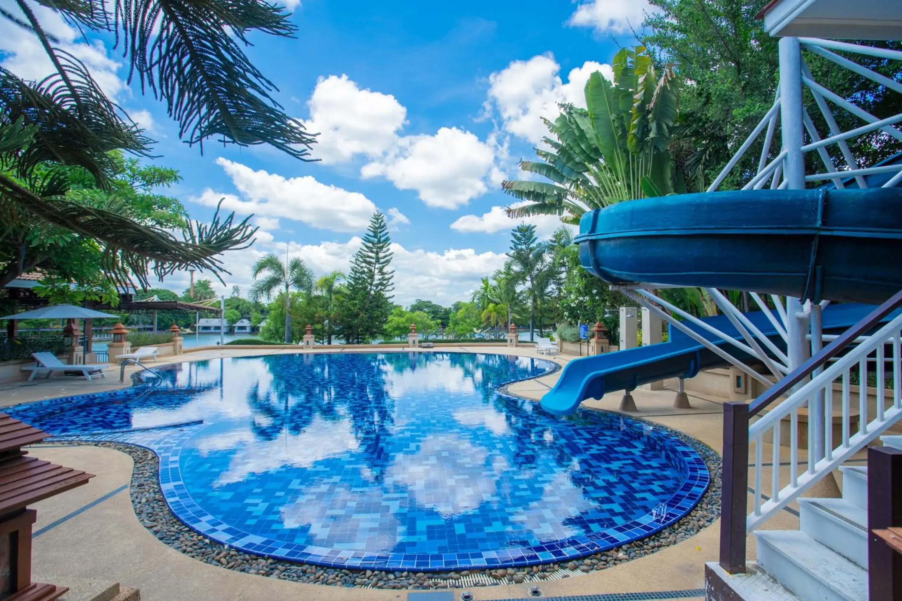 Swimming pool, Water Park in Chawalun Resort