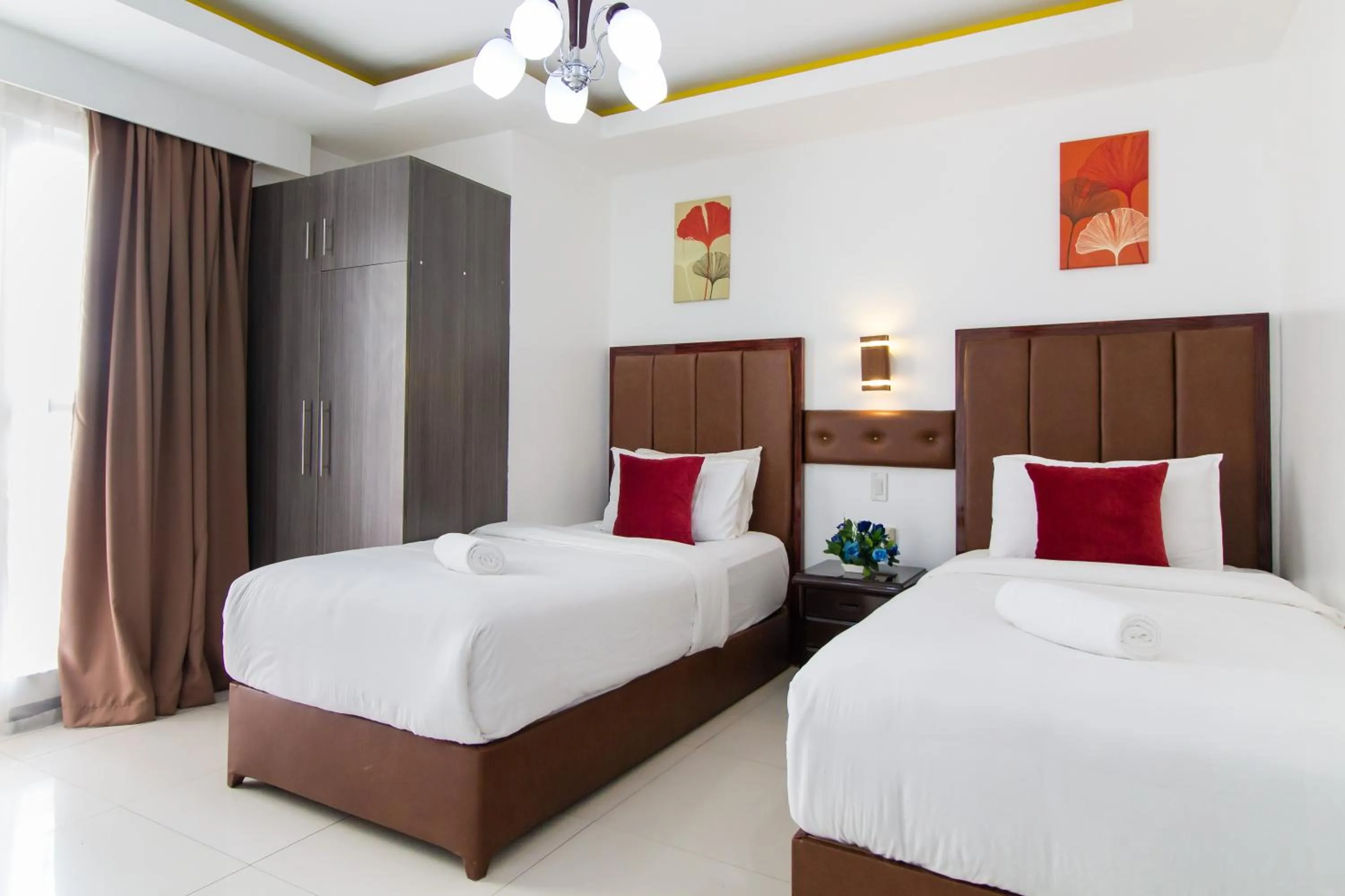 Photo of the whole room, Room Photo in Jmm Apartment Suites