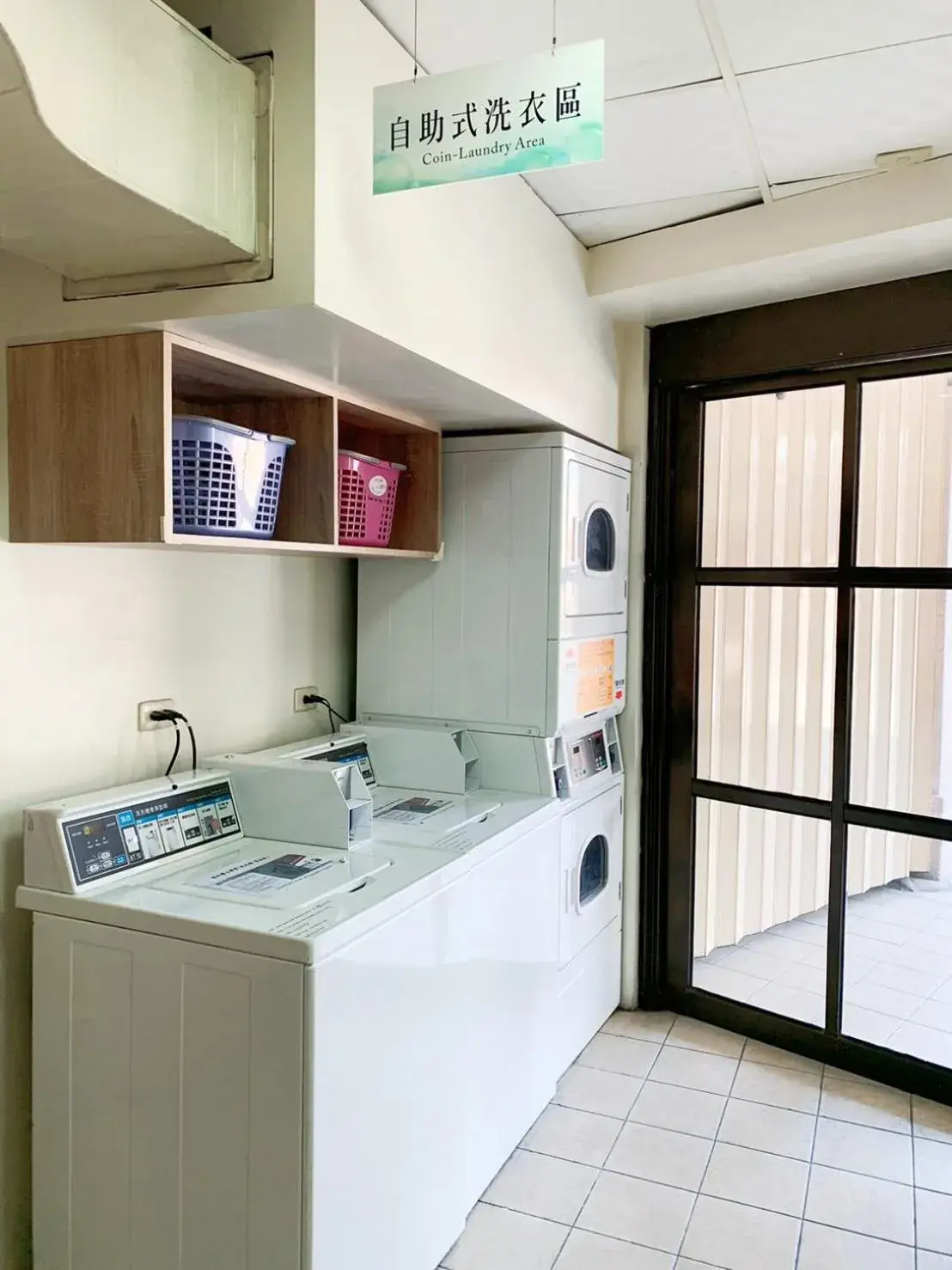 Area and facilities, Kitchen/Kitchenette in Grand Earl Hotel