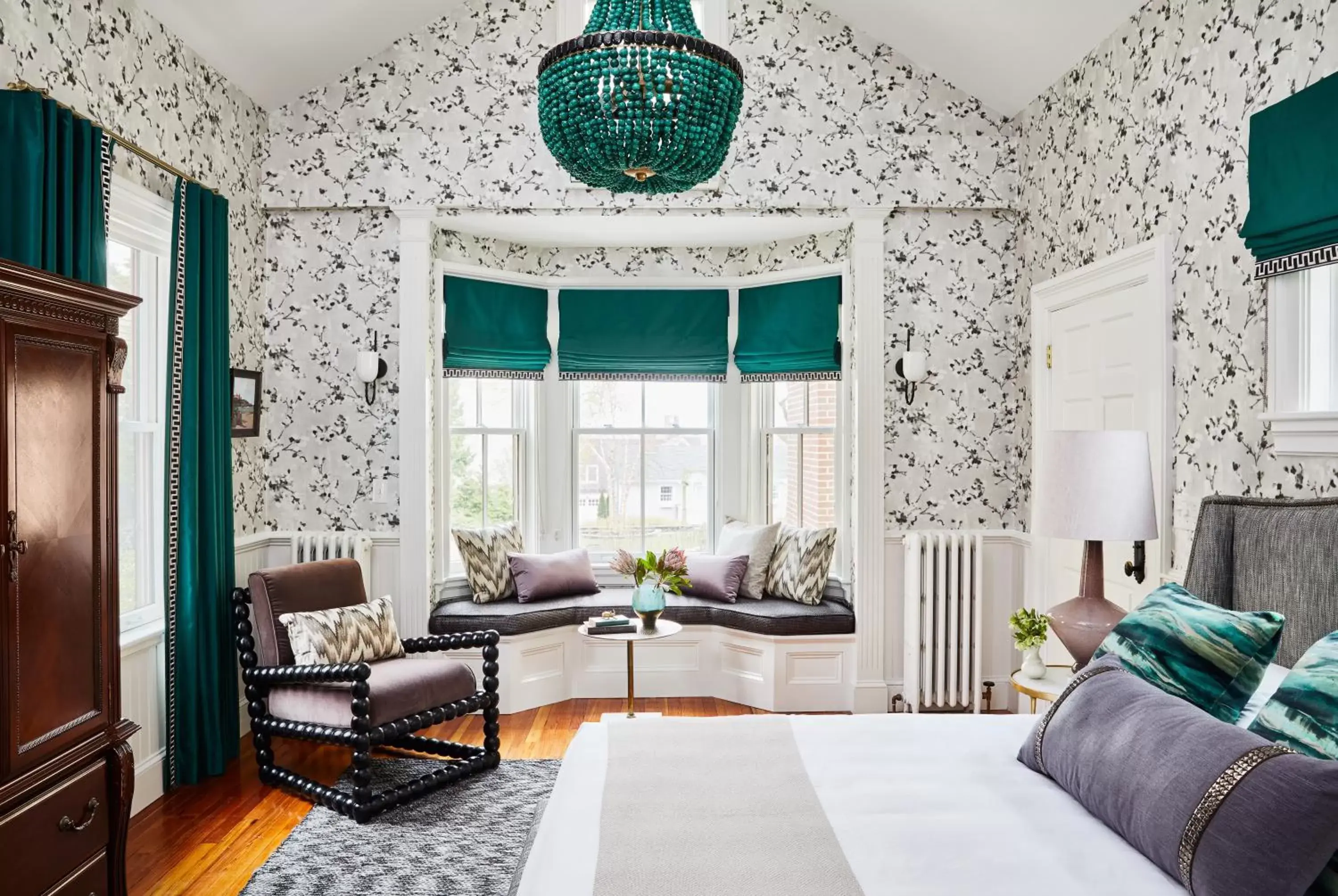 Photo of the whole room, Bed in The Cliffside Inn Photo of the whole room, Bed in The Cliffside Inn