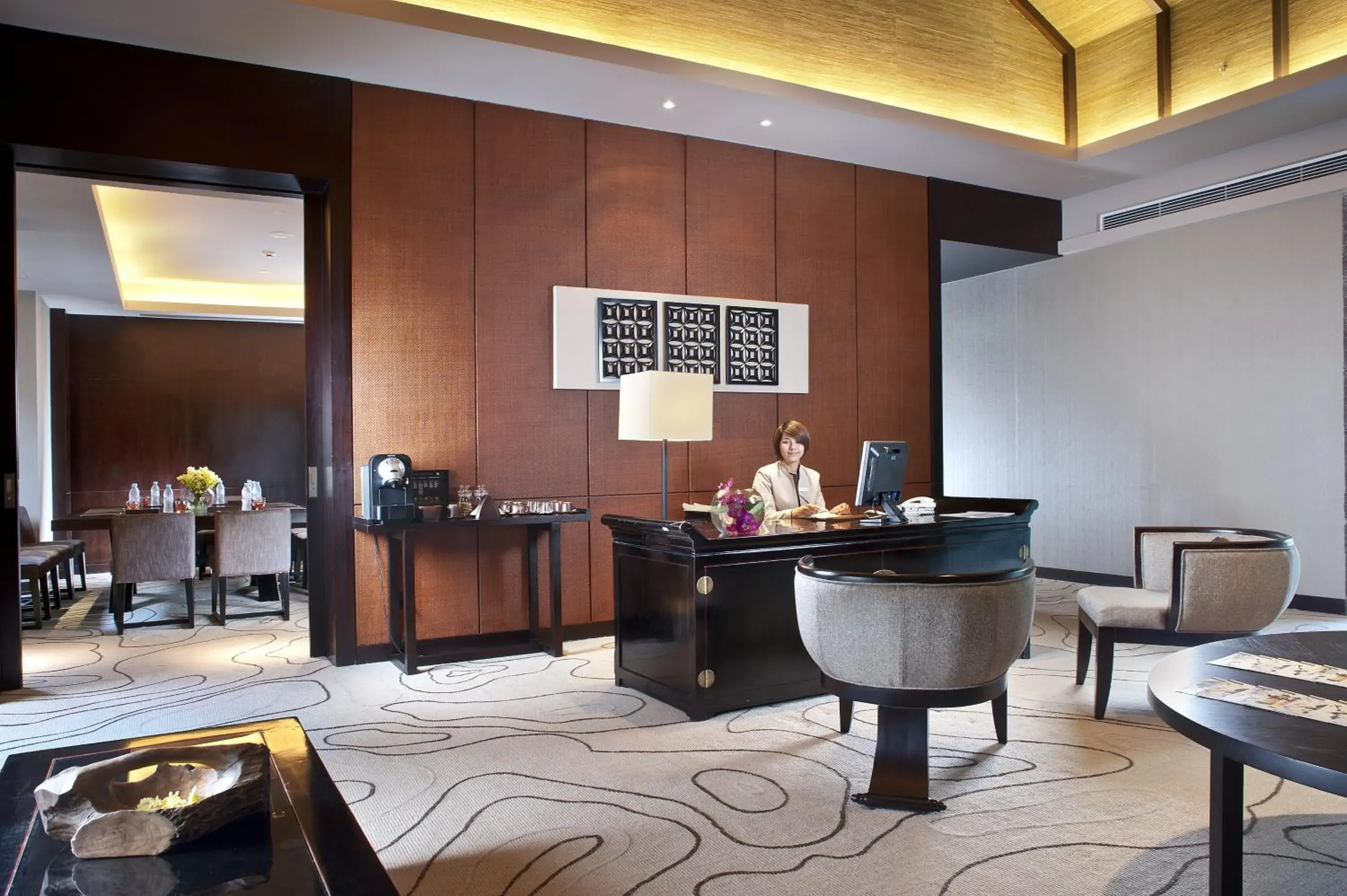 Business facilities, Restaurant/Places to Eat in Pullman Lijiang Resort & Spa