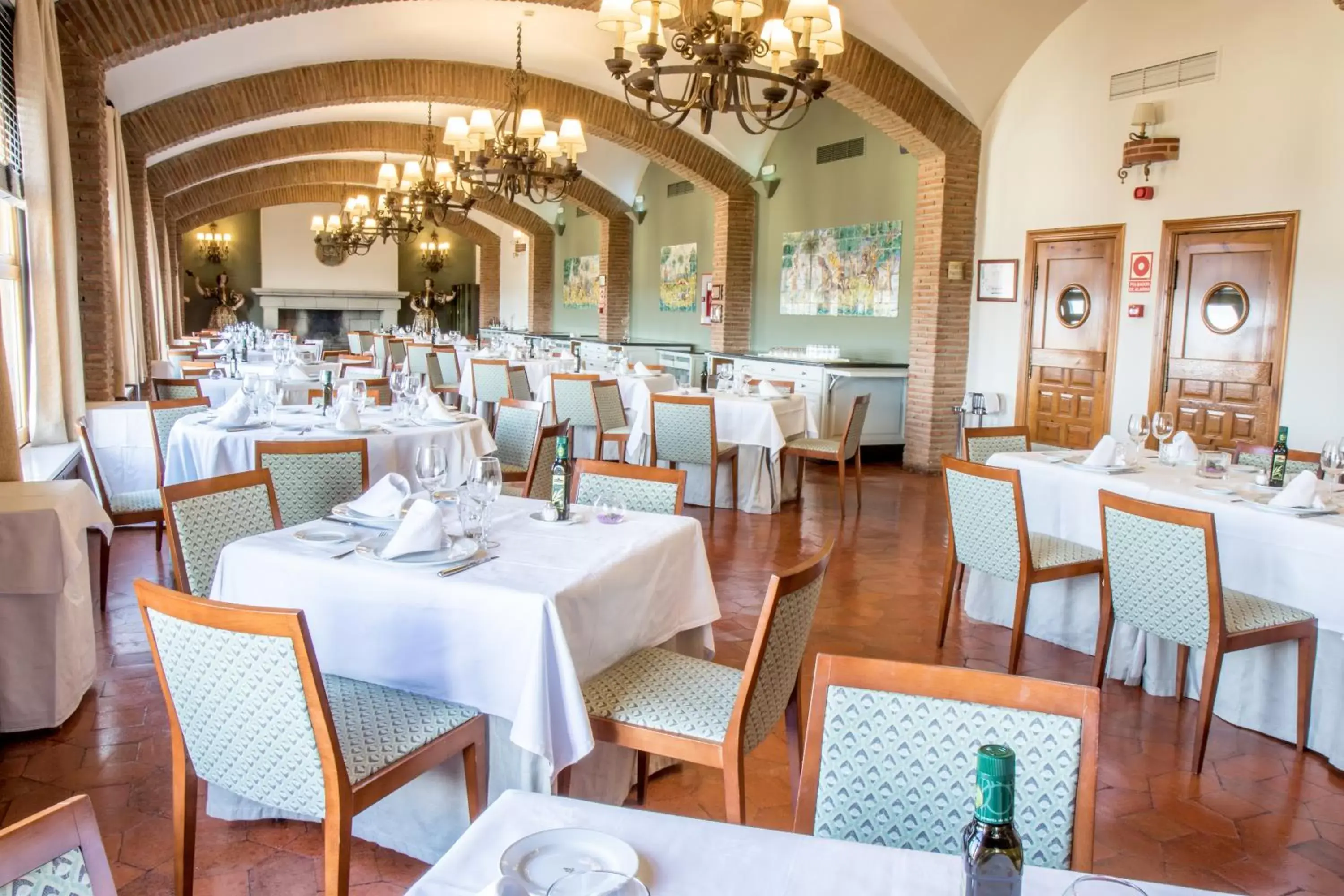 Restaurant/places to eat in Parador de Benavente Restaurant/places to eat in Parador de Benavente