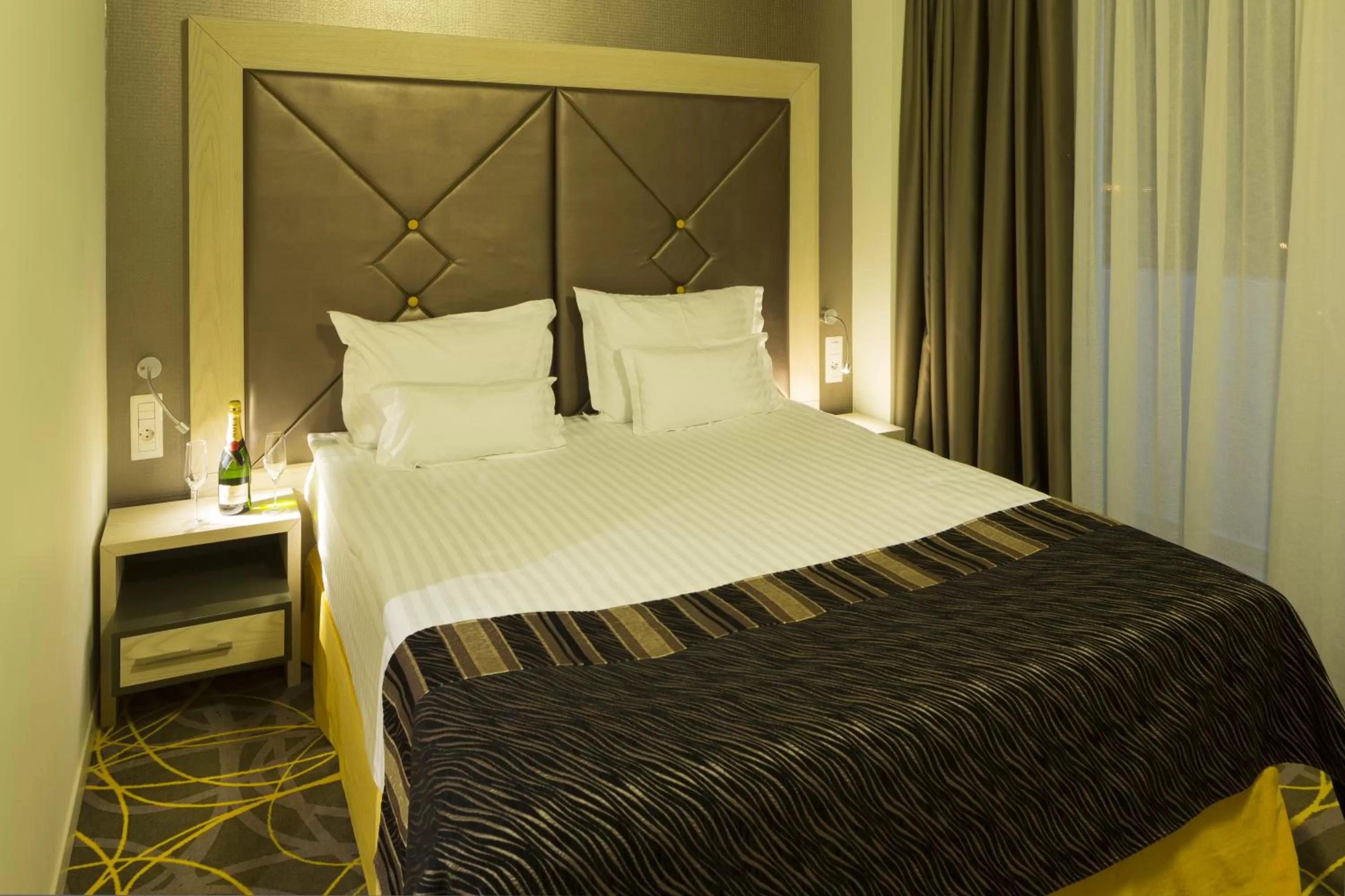 Superior Double or Twin Room in Exclusive Hotel & More