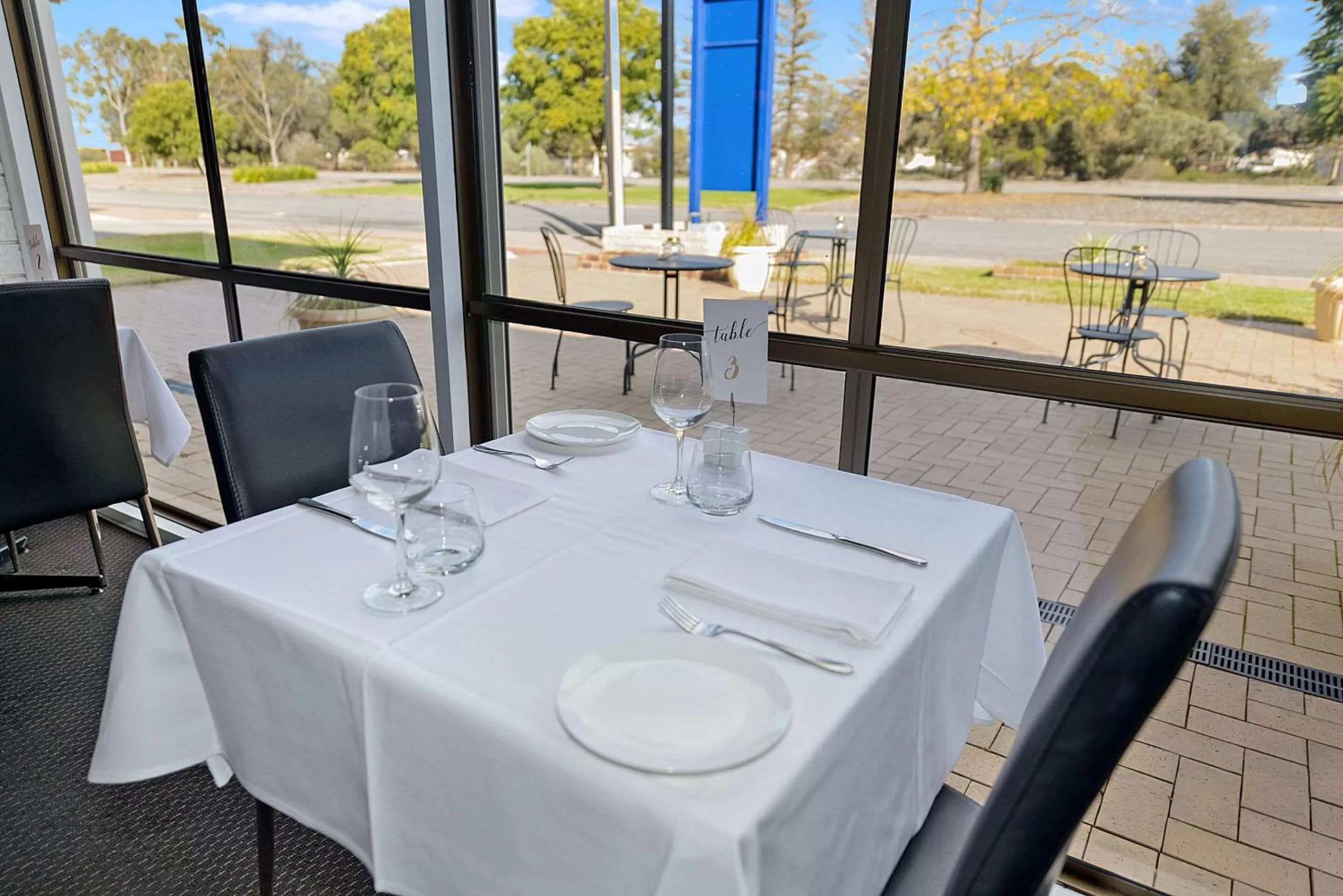 Restaurant/places to eat in Comfort Inn Flinders on Main