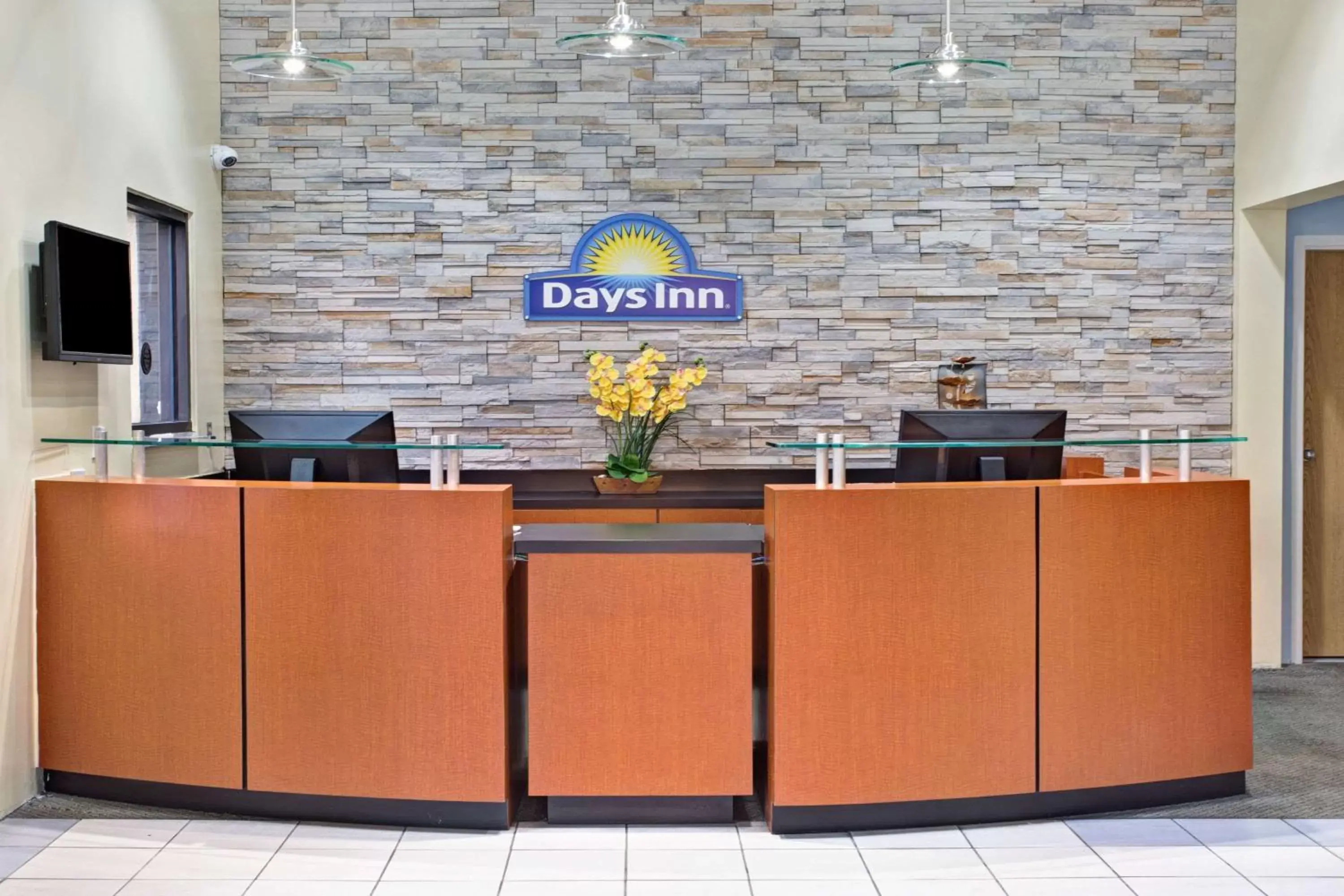 Lobby or reception, Lobby/Reception in Days Inn by Wyndham Ladson Summerville Charleston