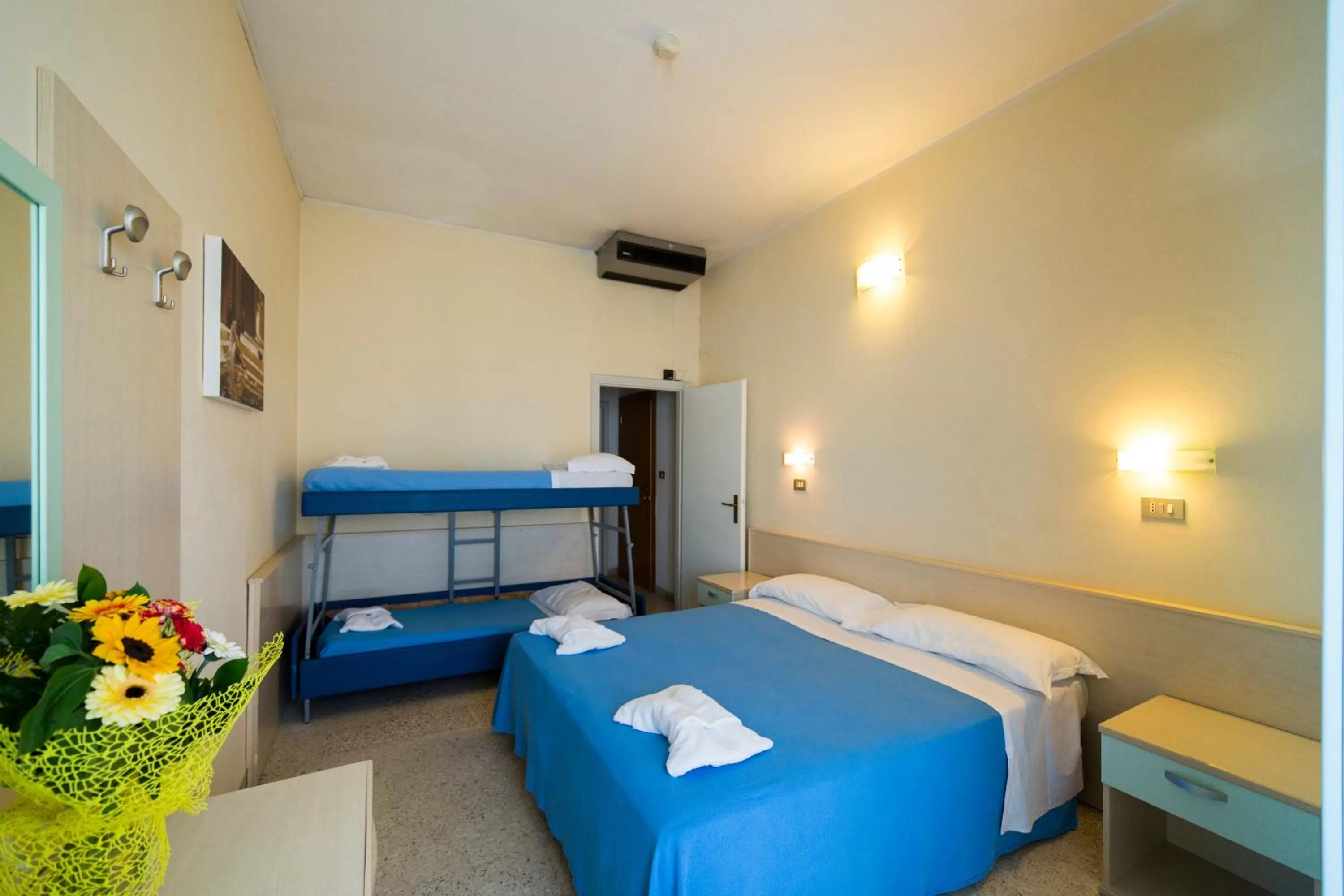 Photo of the whole room, Bed in Hotel Europa