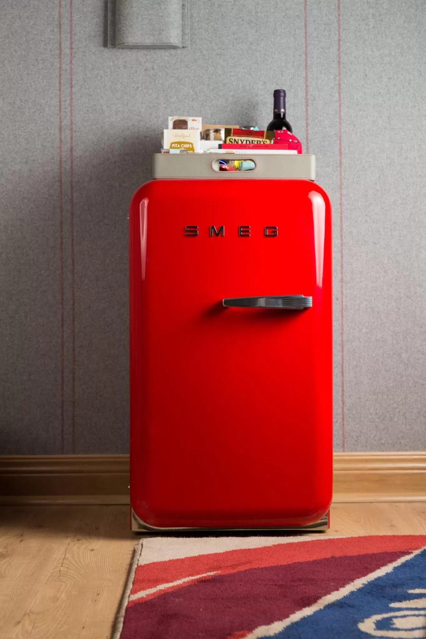 Photo of the whole room in Virgin Hotels Chicago