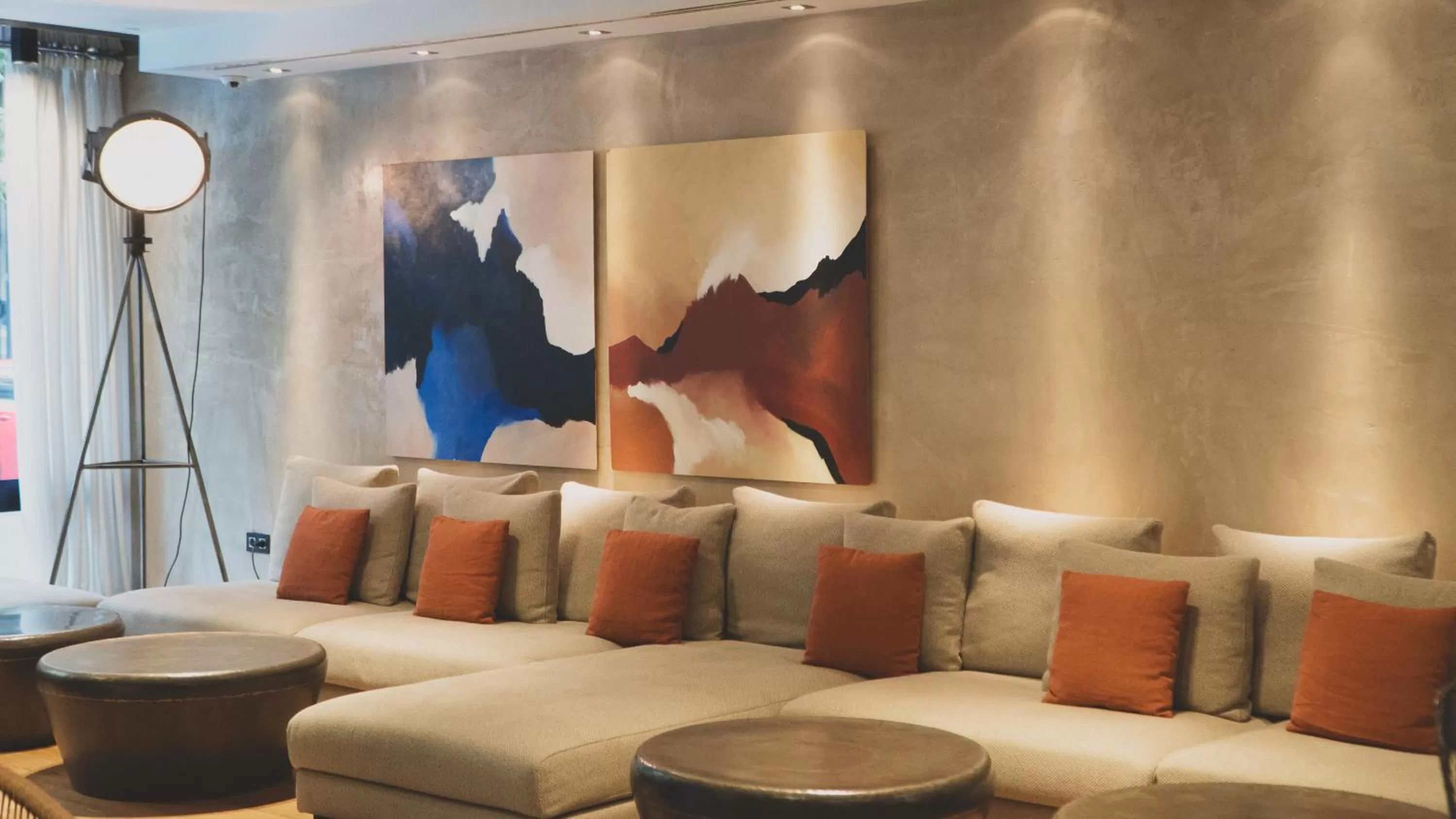 Communal lounge/ TV room in Zenit Abeba