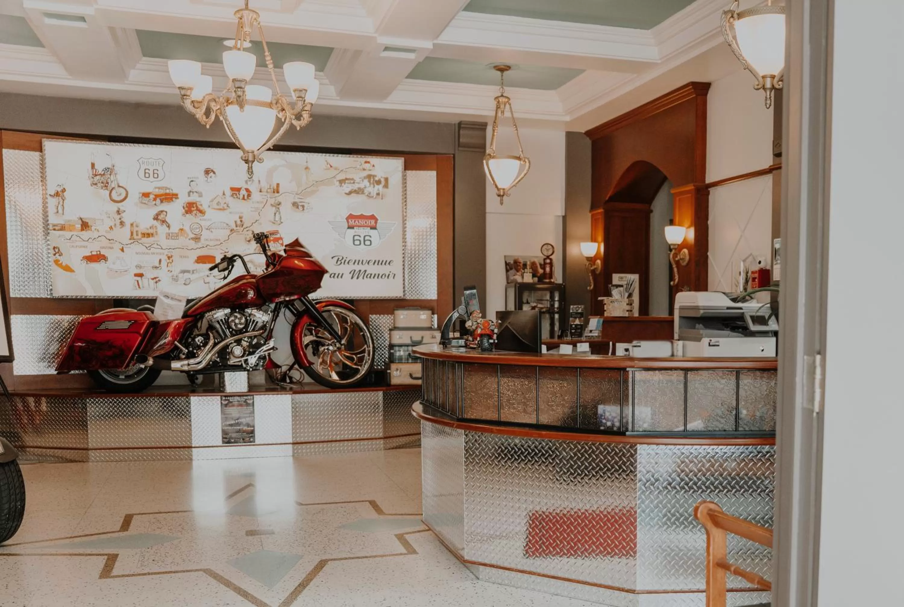 Property building in Hotel Historique et Manoir Route 66