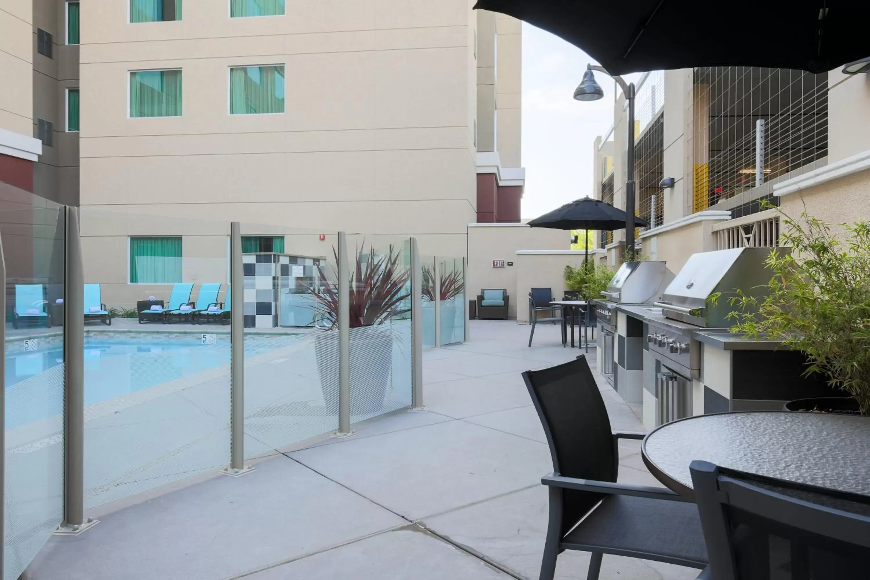 Property building, Swimming Pool in SpringHill Suites by Marriott San Jose Airport