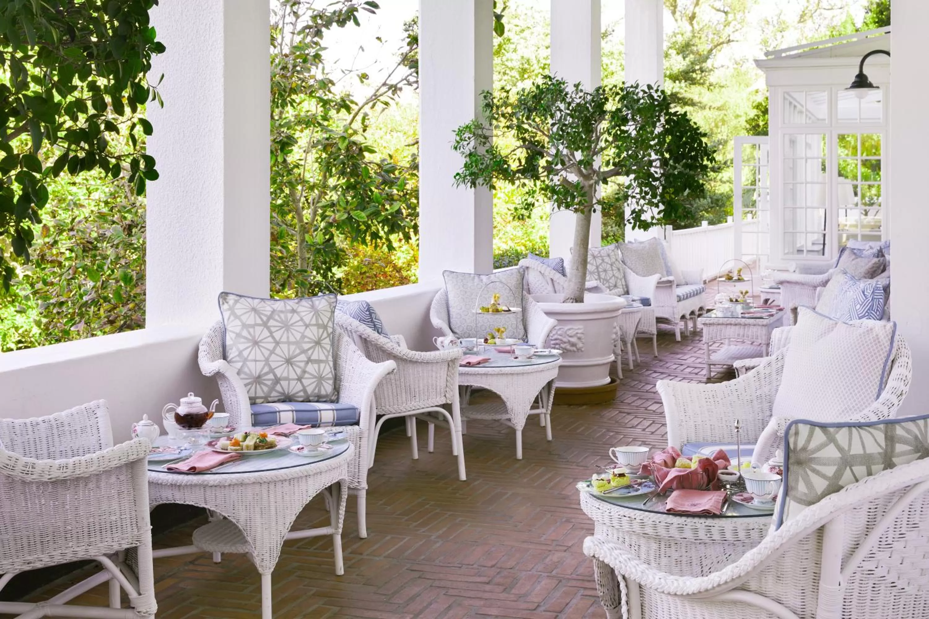 Food and drinks in The Cellars-Hohenort