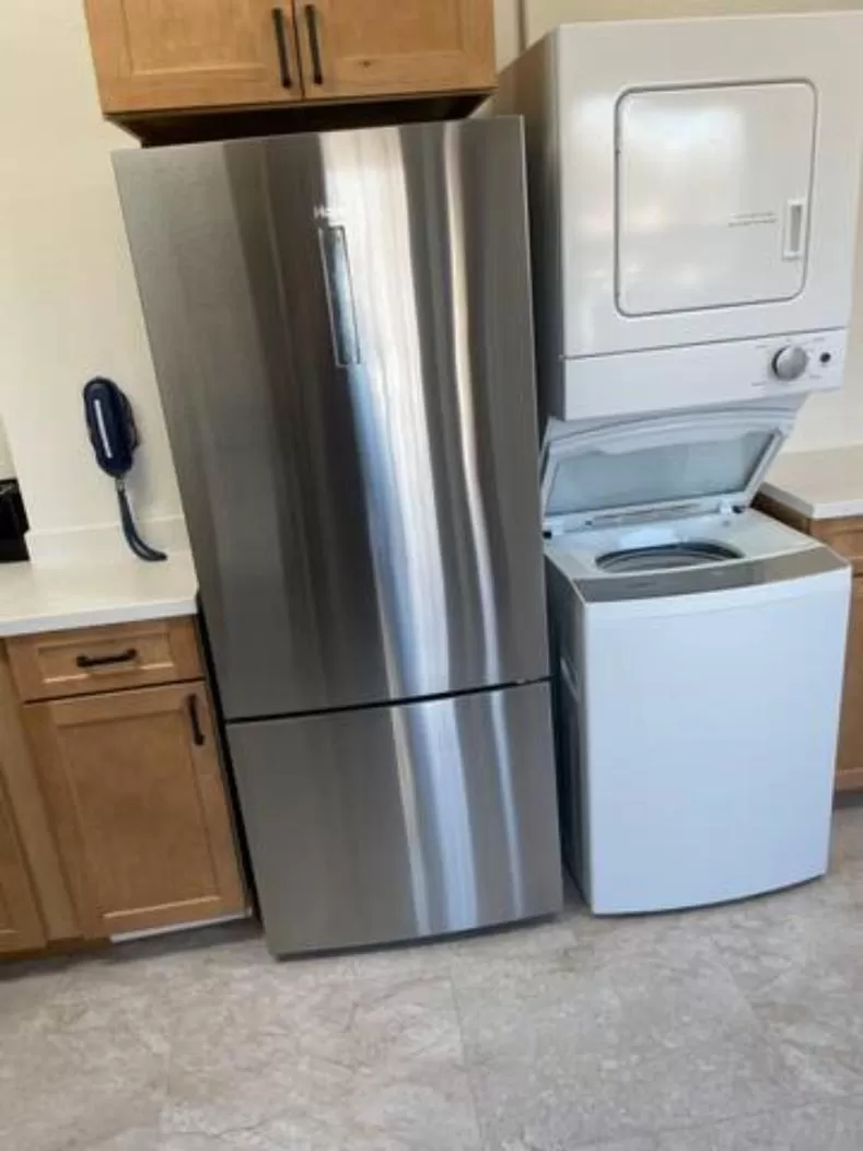 Kitchen or kitchenette, Kitchen/Kitchenette in Goldsmith's River Front Inn