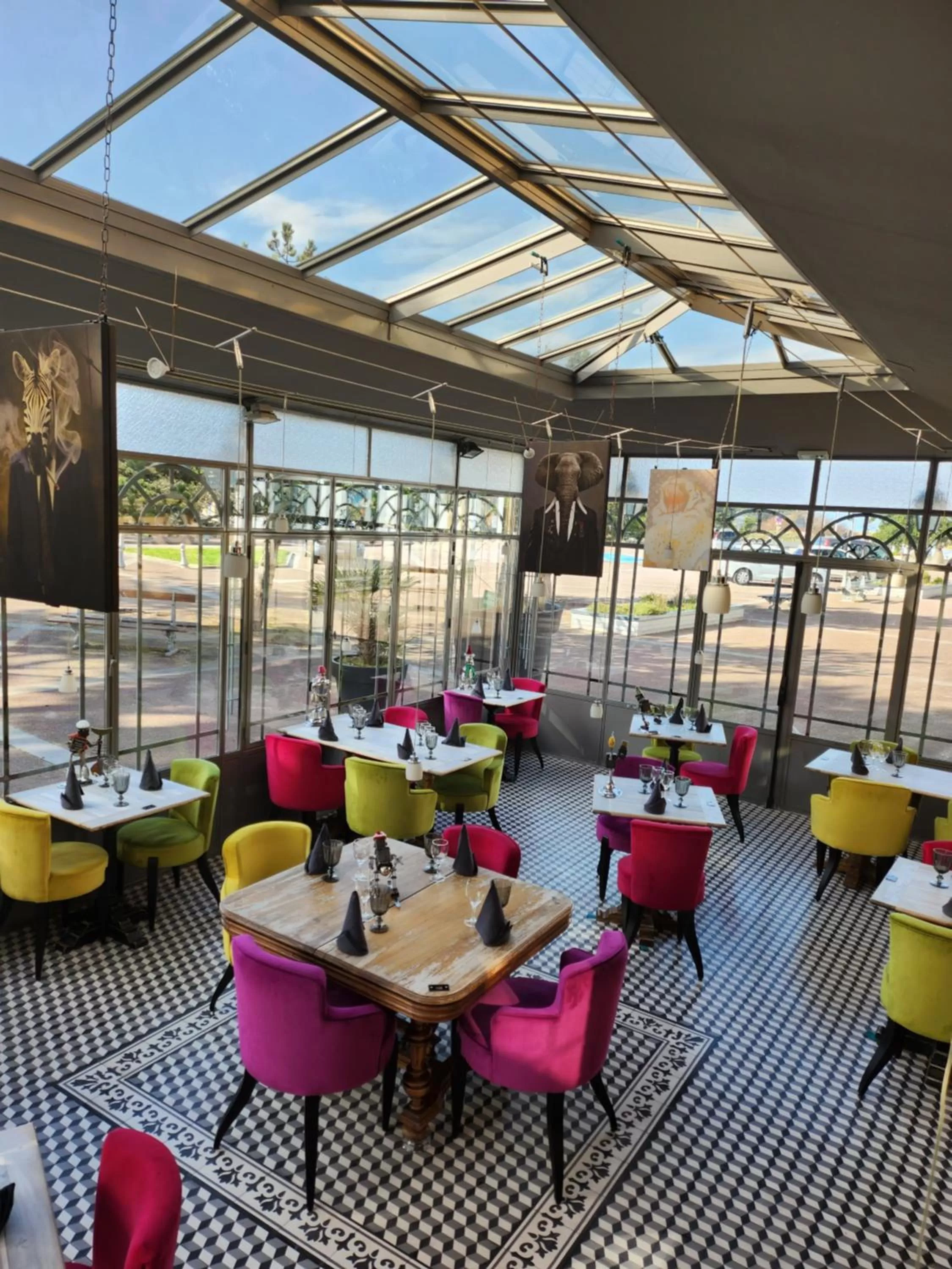 Hotel restaurant La Pêcherie - Le manoir d'à coté - Les 5 ruches -Logis hôtels