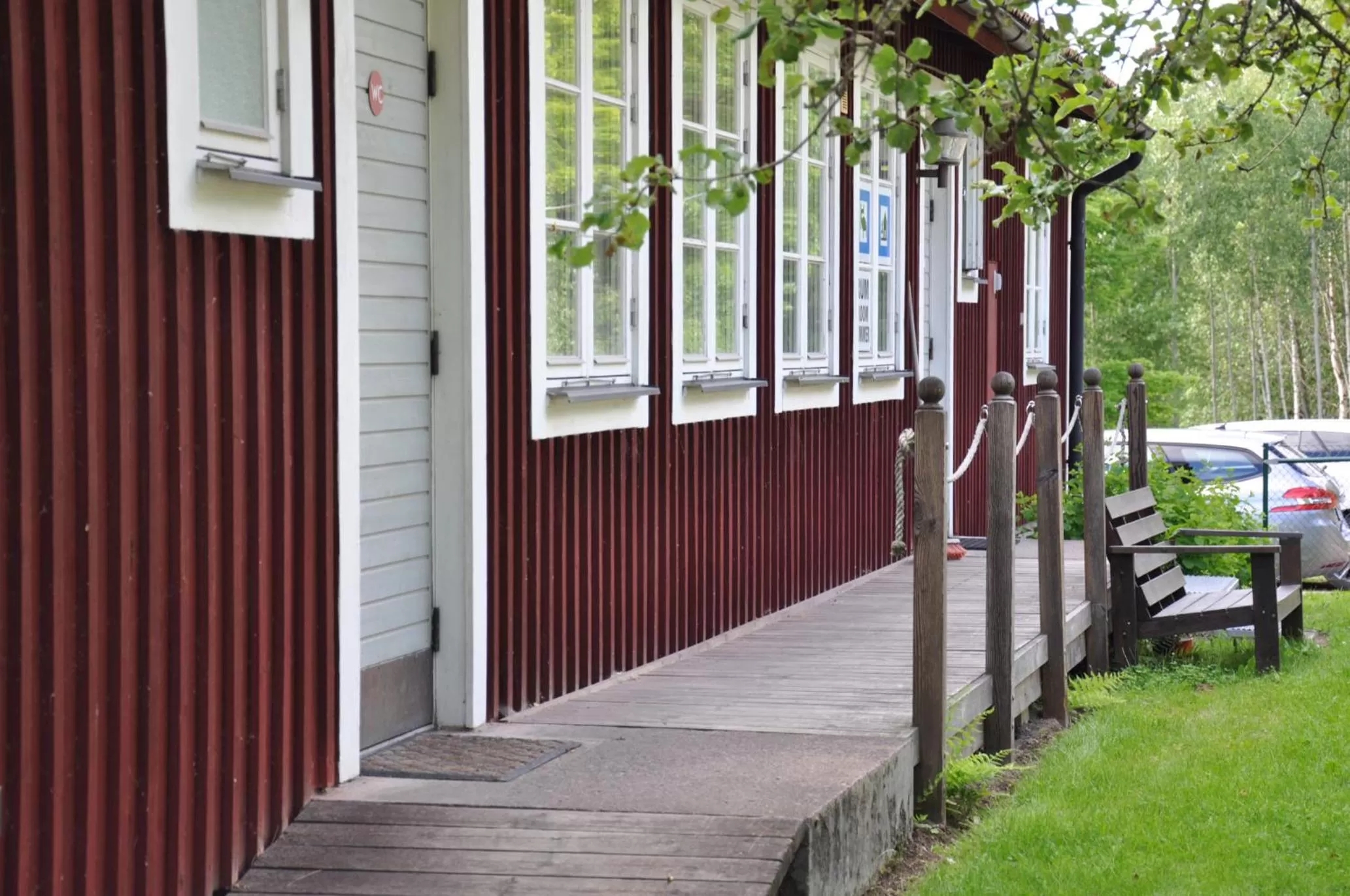 Facade/entrance in Sköna Rum Fryksta