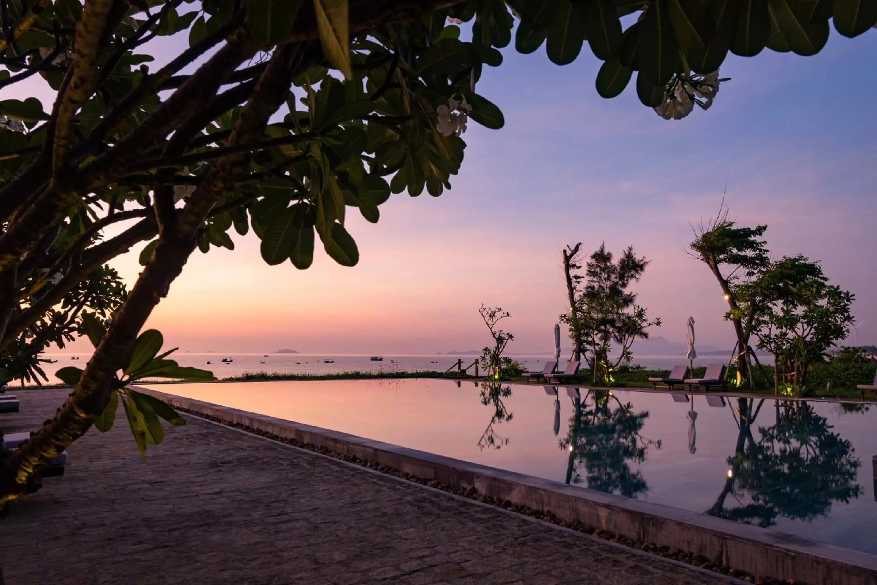 Swimming Pool in Crown Retreat Quy Nhon Resort