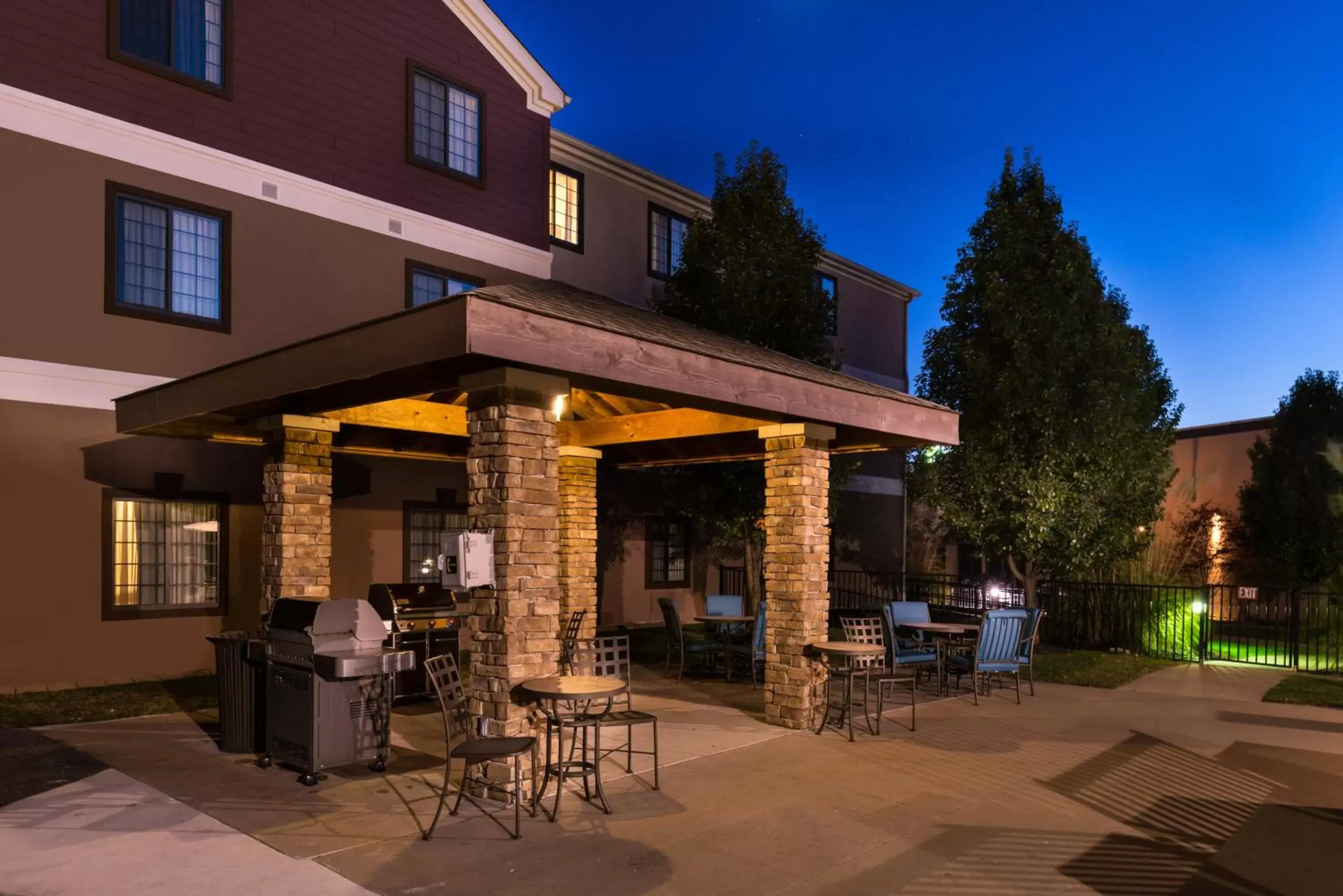 Property building in Staybridge Suites O'Fallon Chesterfield by IHG Property building in Staybridge Suites O'Fallon Chesterfield by IHG