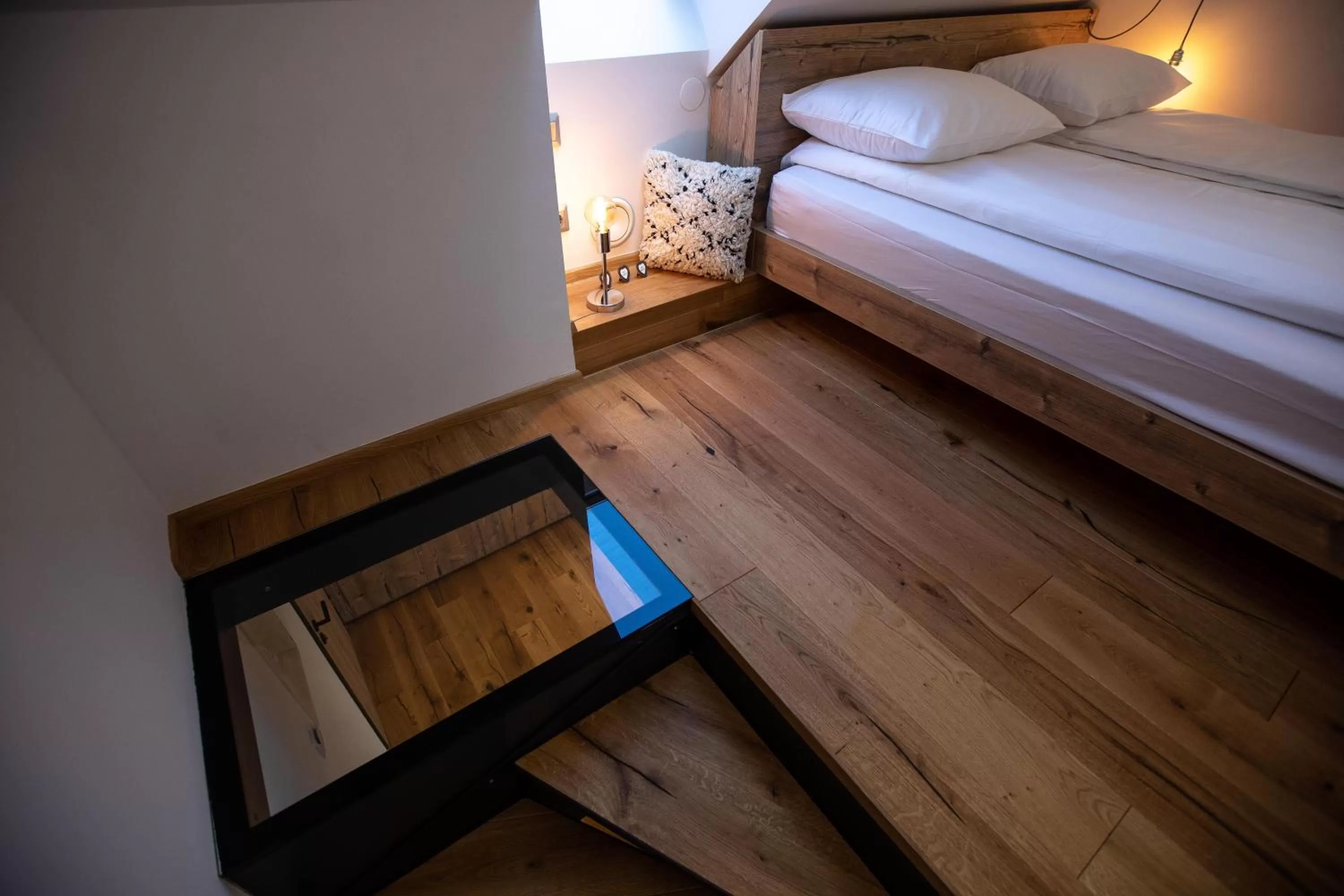 Decorative detail, Bed in Becycle Sustainable stay and travel