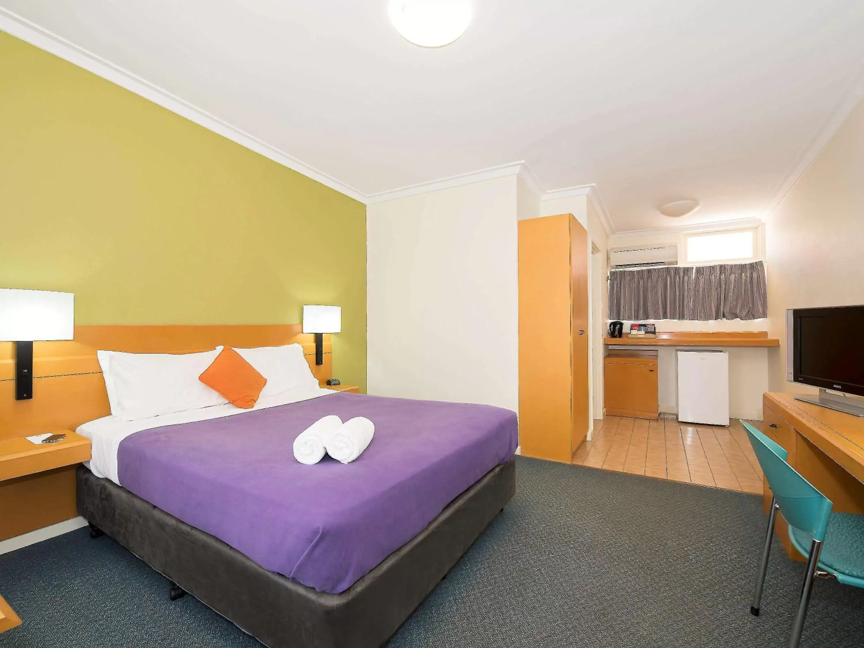 Photo of the whole room, Bed in ibis Styles Geraldton Photo of the whole room, Bed in ibis Styles Geraldton