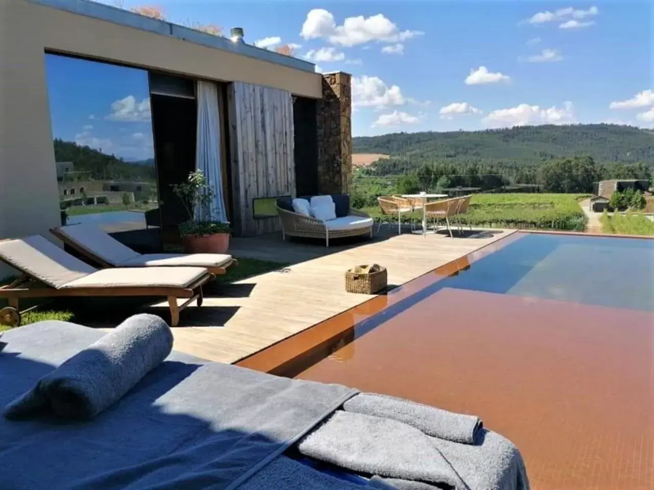 Pool view, Swimming Pool in Monverde - Wine Experience Hotel - by Unlock Hotels