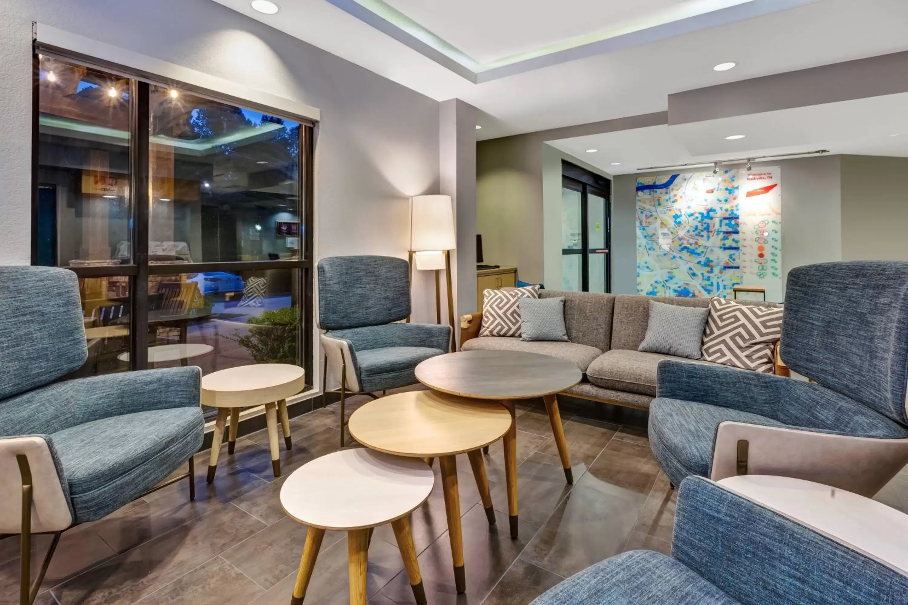 Lobby or reception, Lounge/Bar in TownePlace Suites by Marriott Nashville Airport