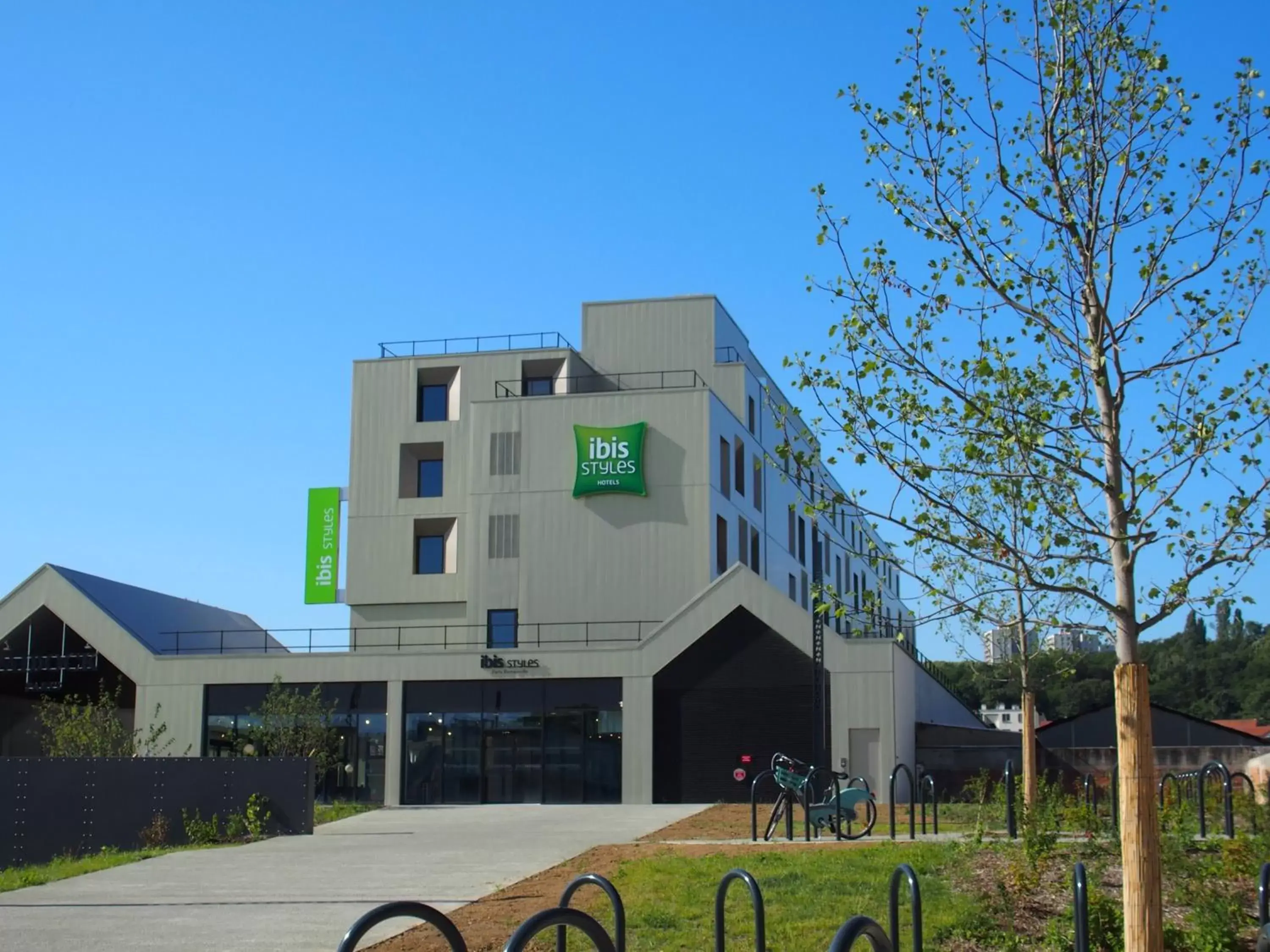 Property building in ibis Styles Paris Romainville Property building in ibis Styles Paris Romainville
