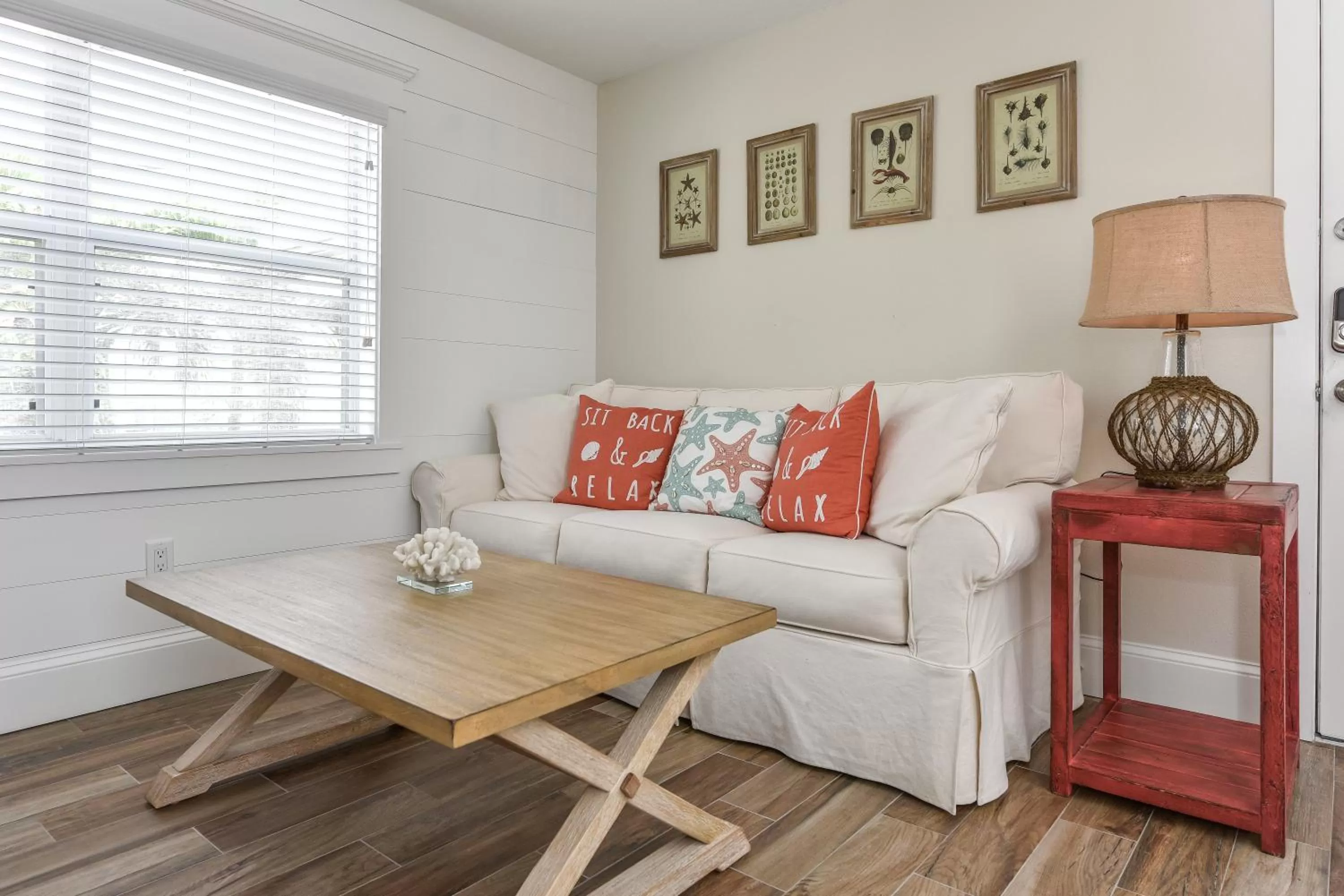 Living room in Tropical Breeze Resort