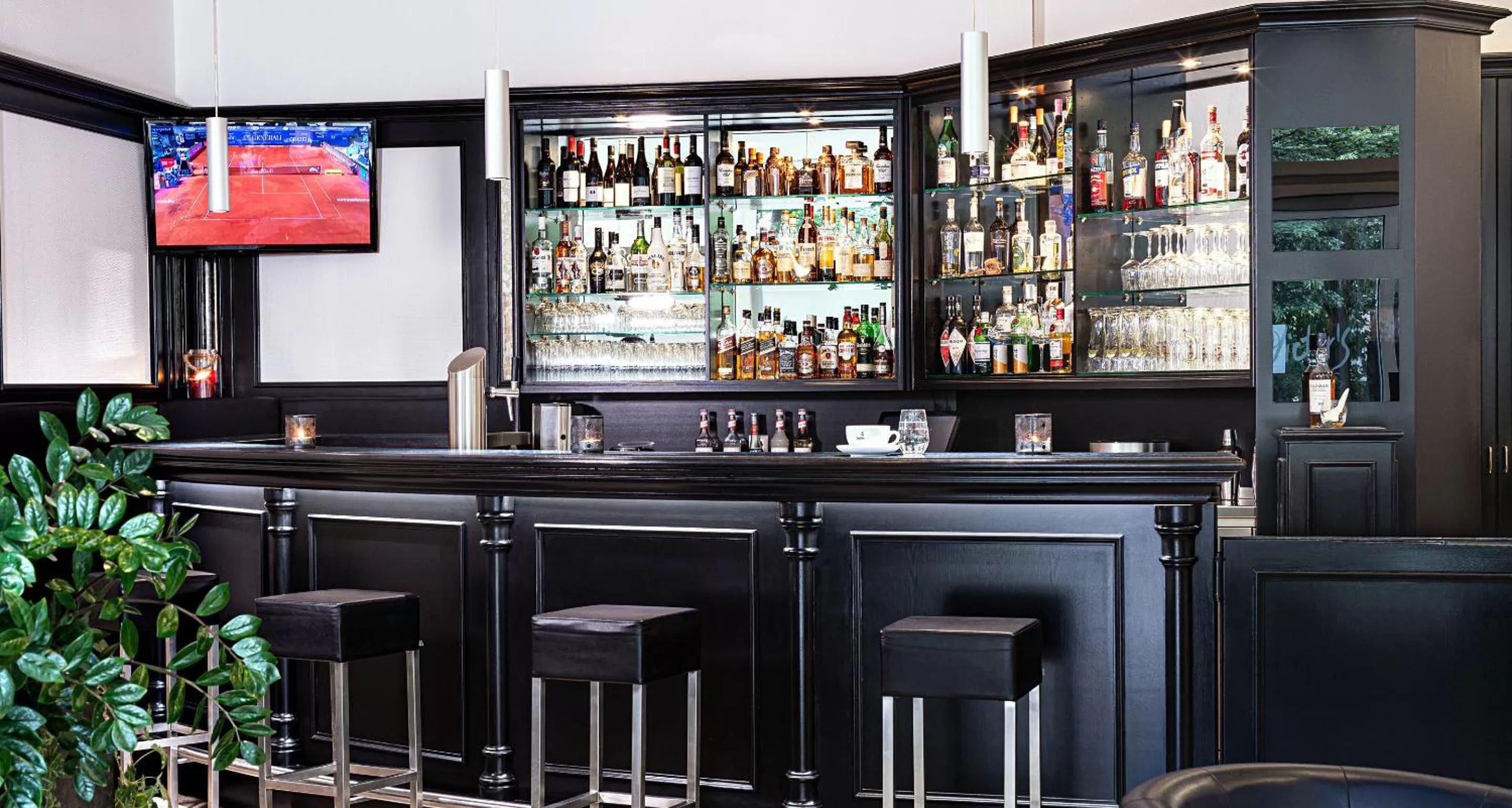 Lounge or bar in Victor's Residenz-Hotel Gummersbach