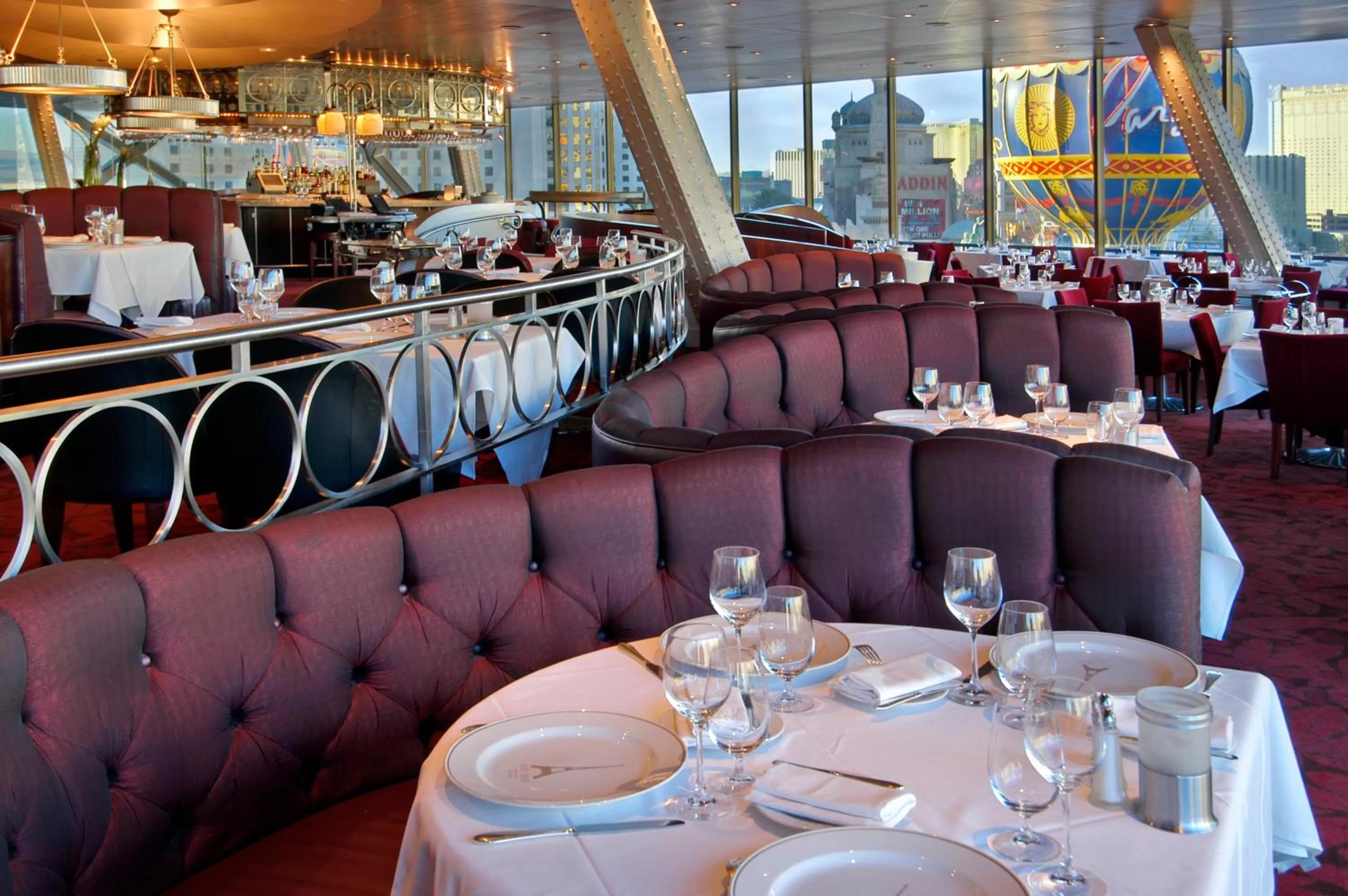 Restaurant/places to eat in Paris Las Vegas Hotel & Casino