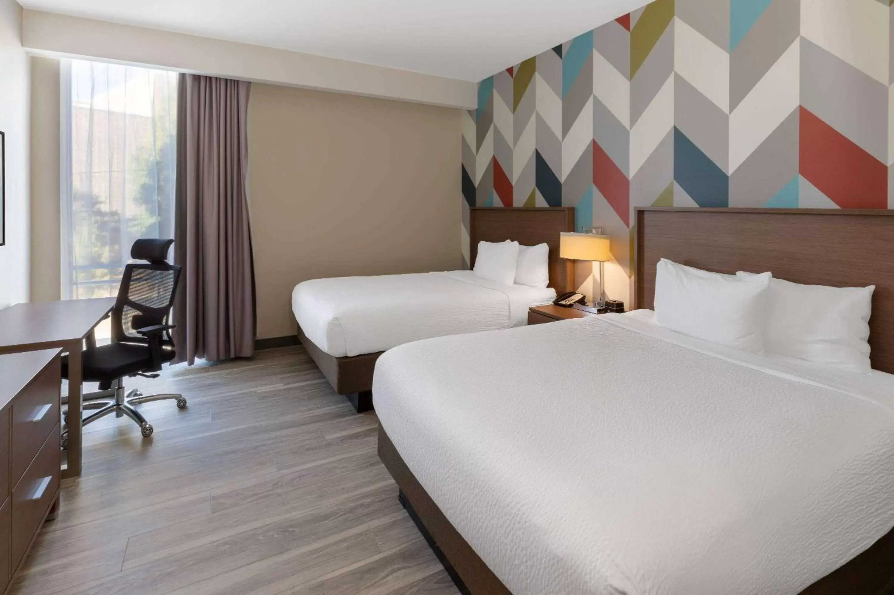 Photo of the whole room, Bed in La Quinta Inn & Suites by Wyndham Tulsa Downtown - Route 66 Photo of the whole room, Bed in La Quinta Inn & Suites by Wyndham Tulsa Downtown - Route 66