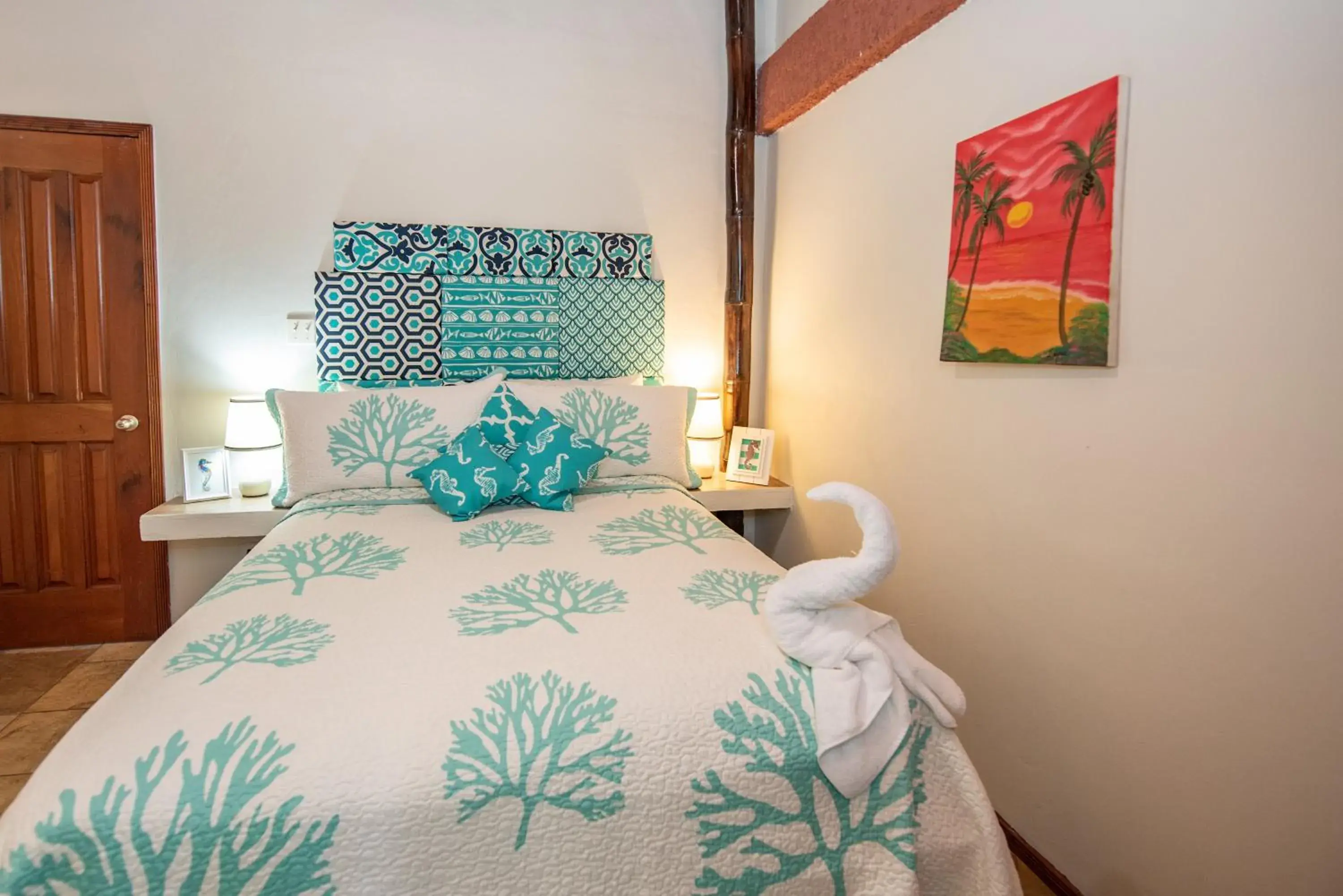 Decorative detail, Bed in Bella Vista Resort Belize