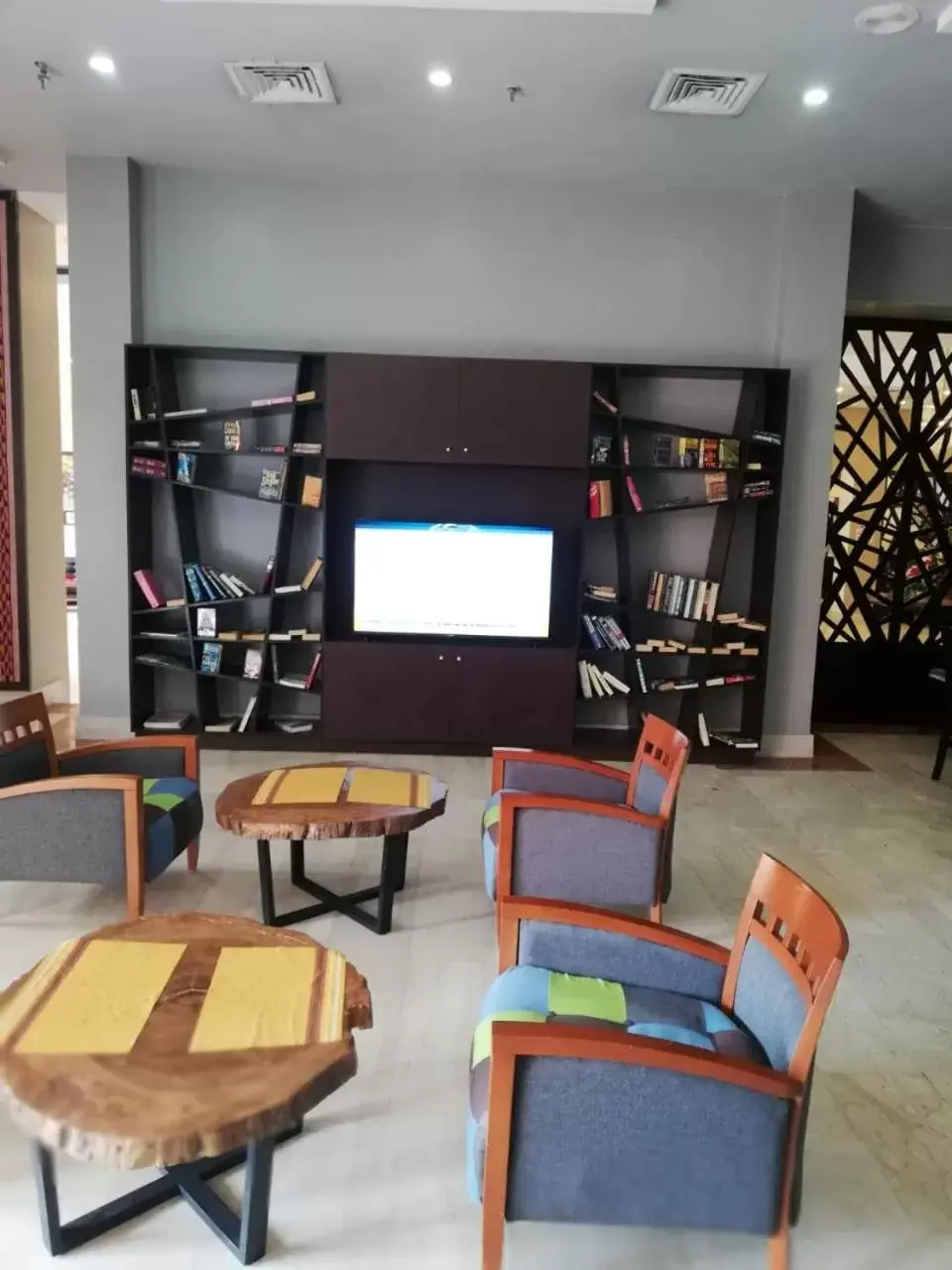 Business facilities in Hawthorn Suites by Wyndham Abuja