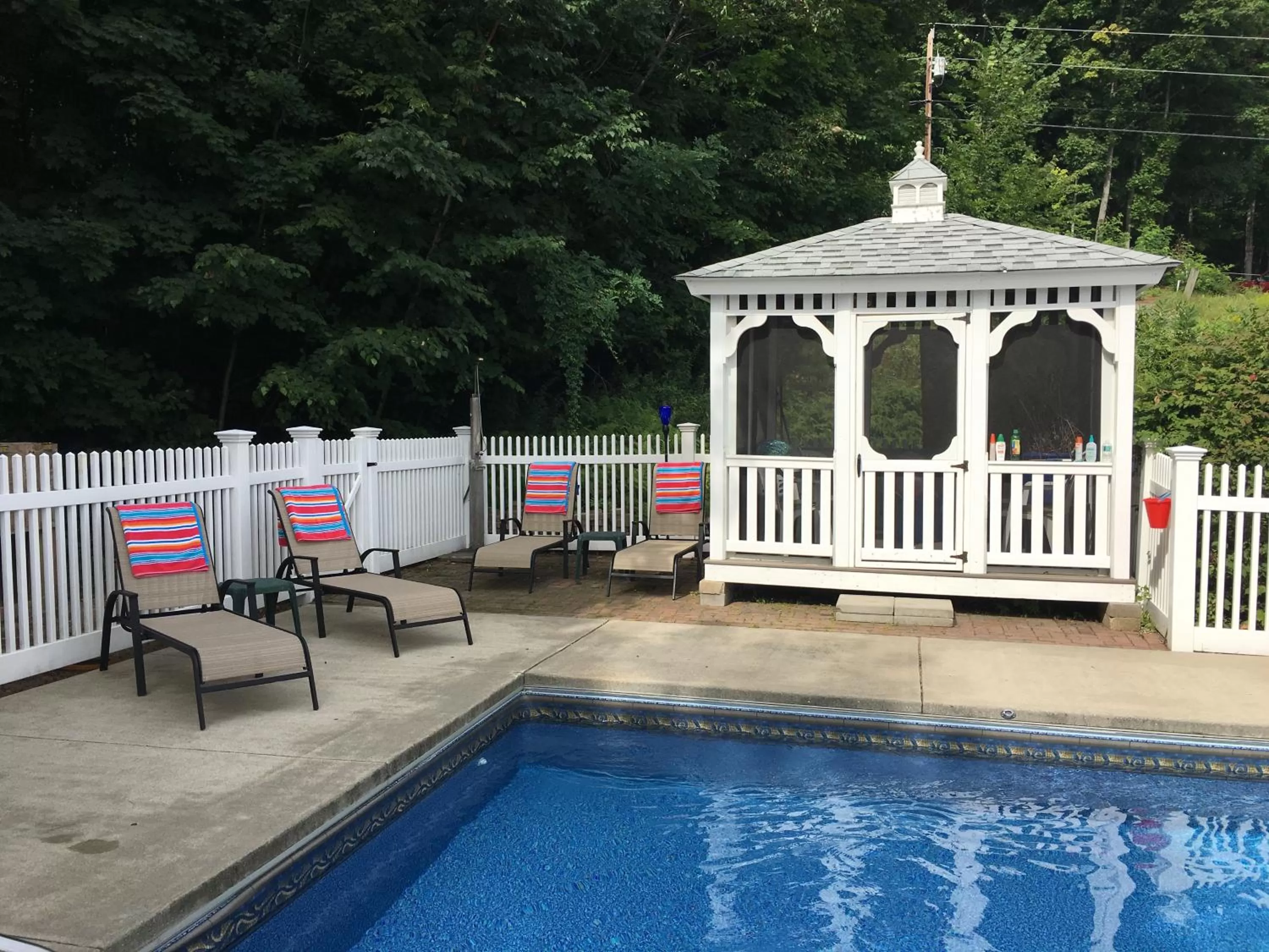 Swimming pool in Center Harbor Sutton House B & B