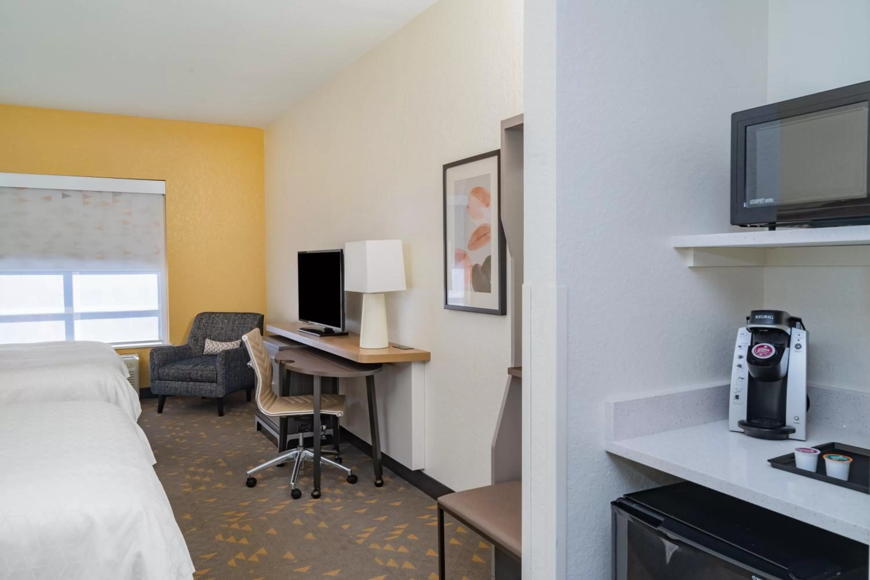 Photo of the whole room, Bed in Holiday Inn Southaven Central - Memphis by IHG