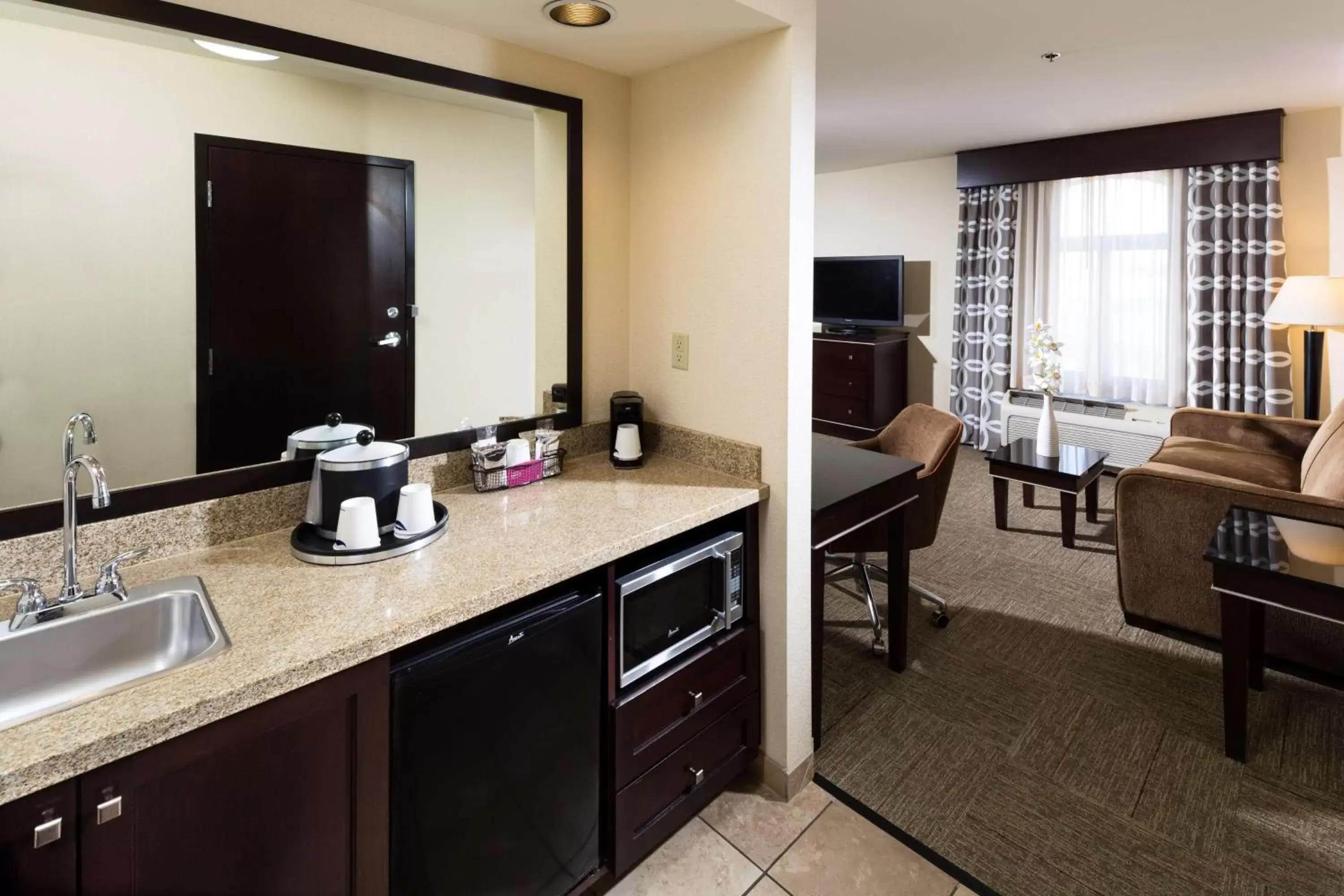 Kitchen or kitchenette, Kitchen/Kitchenette in Hampton Inn By Hilton - Suites Las Vegas South