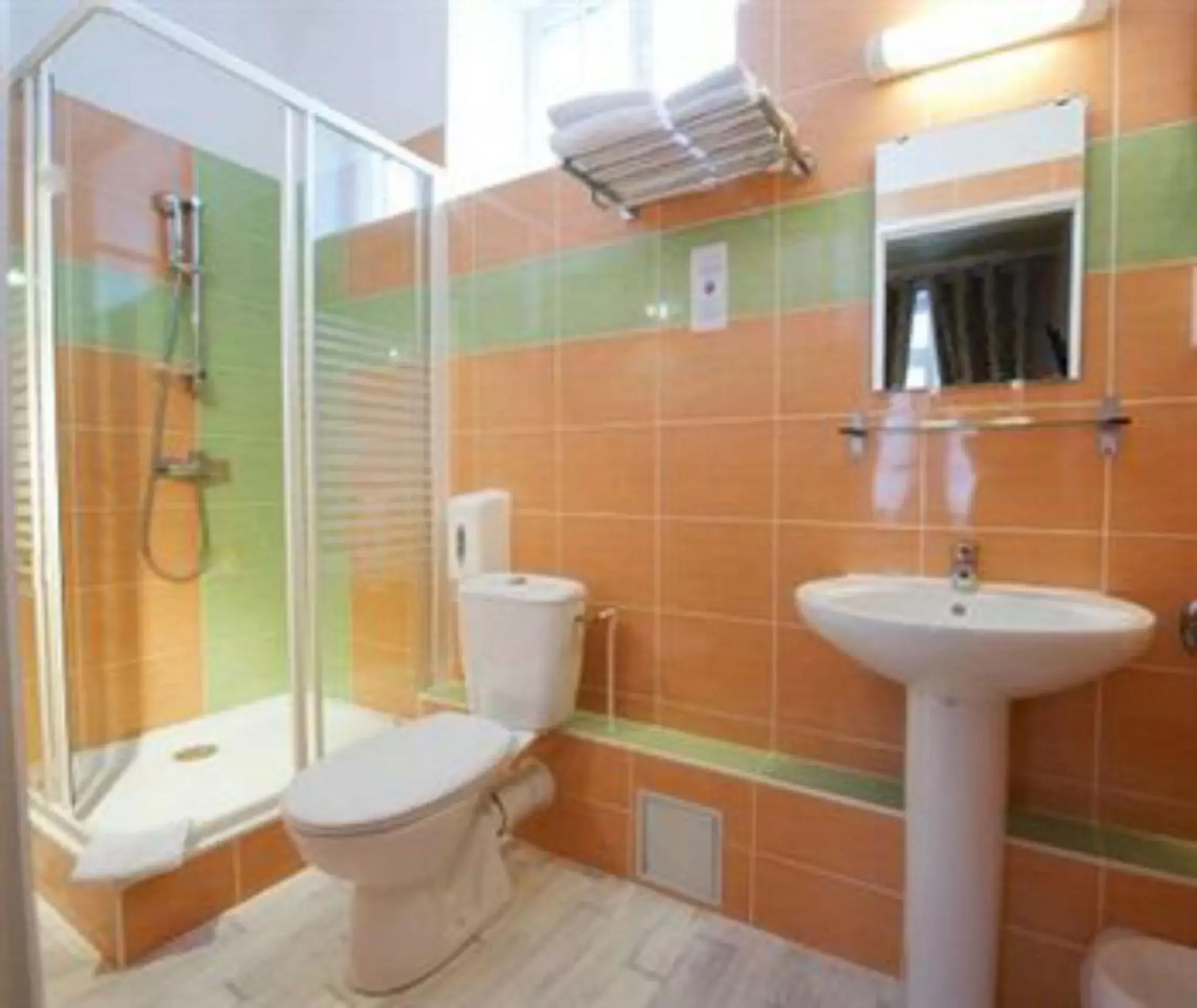 Bathroom in Hôtel Adour