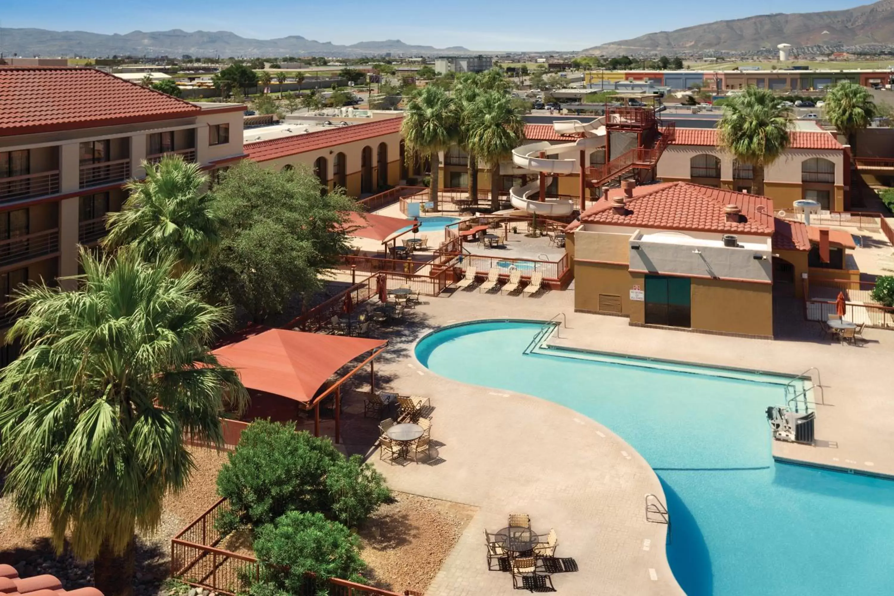 Swimming pool, Pool View in Wyndham El Paso Airport and Water Park