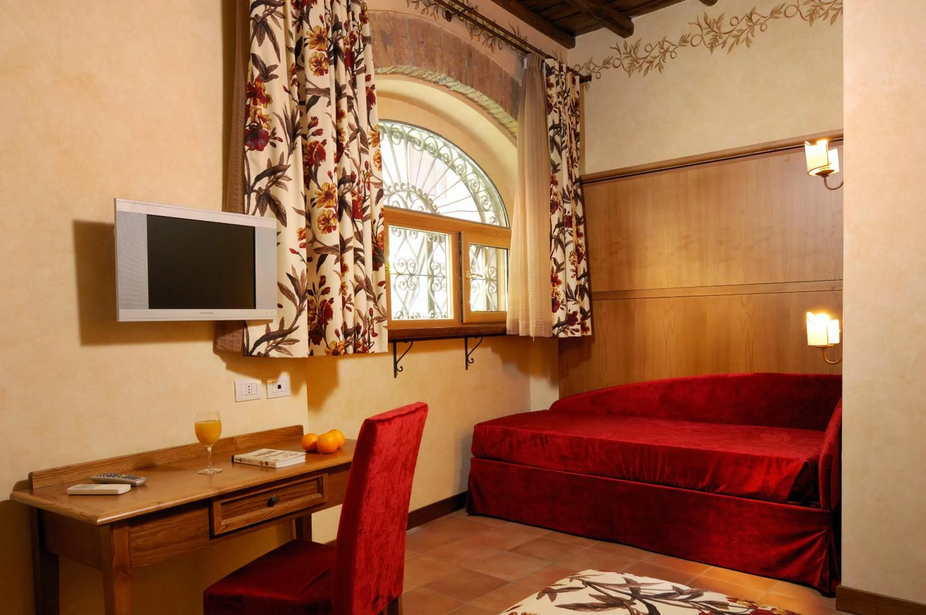 Seating area, Bed in Residenza San Calisto