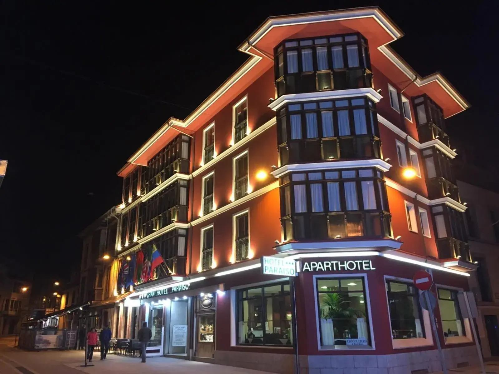 Facade/entrance, Property Building in Gran Hotel Paraiso