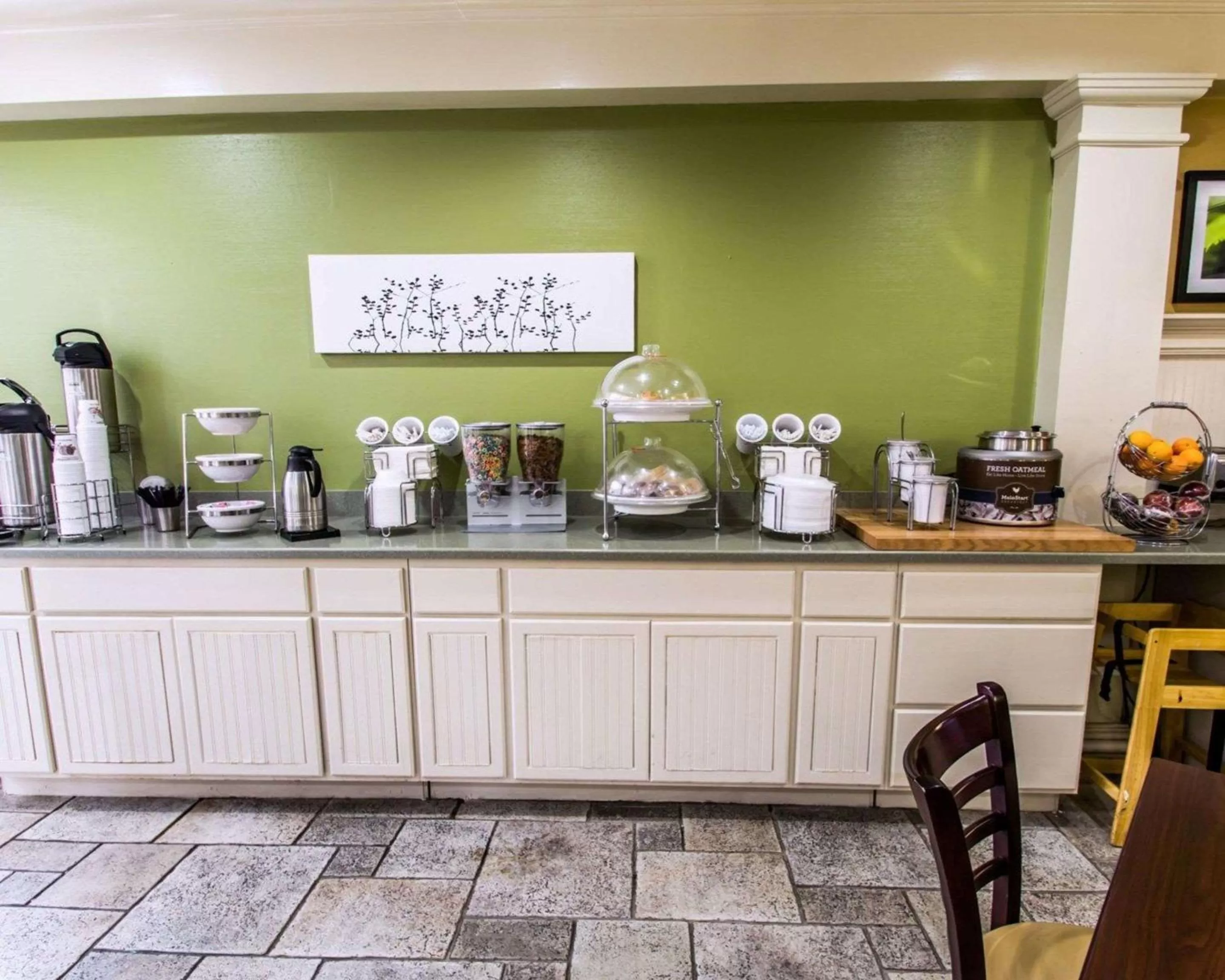 Restaurant/places to eat in Sleep Inn Port St Lucie at PGA Village