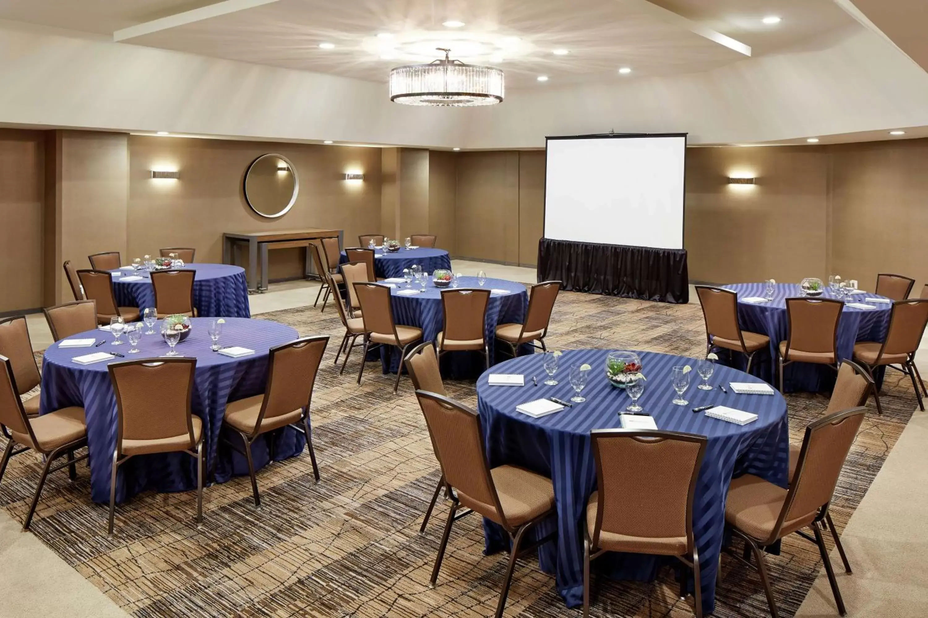 Meeting/conference room in Hilton Garden Inn San Diego Mission Valley/Stadium