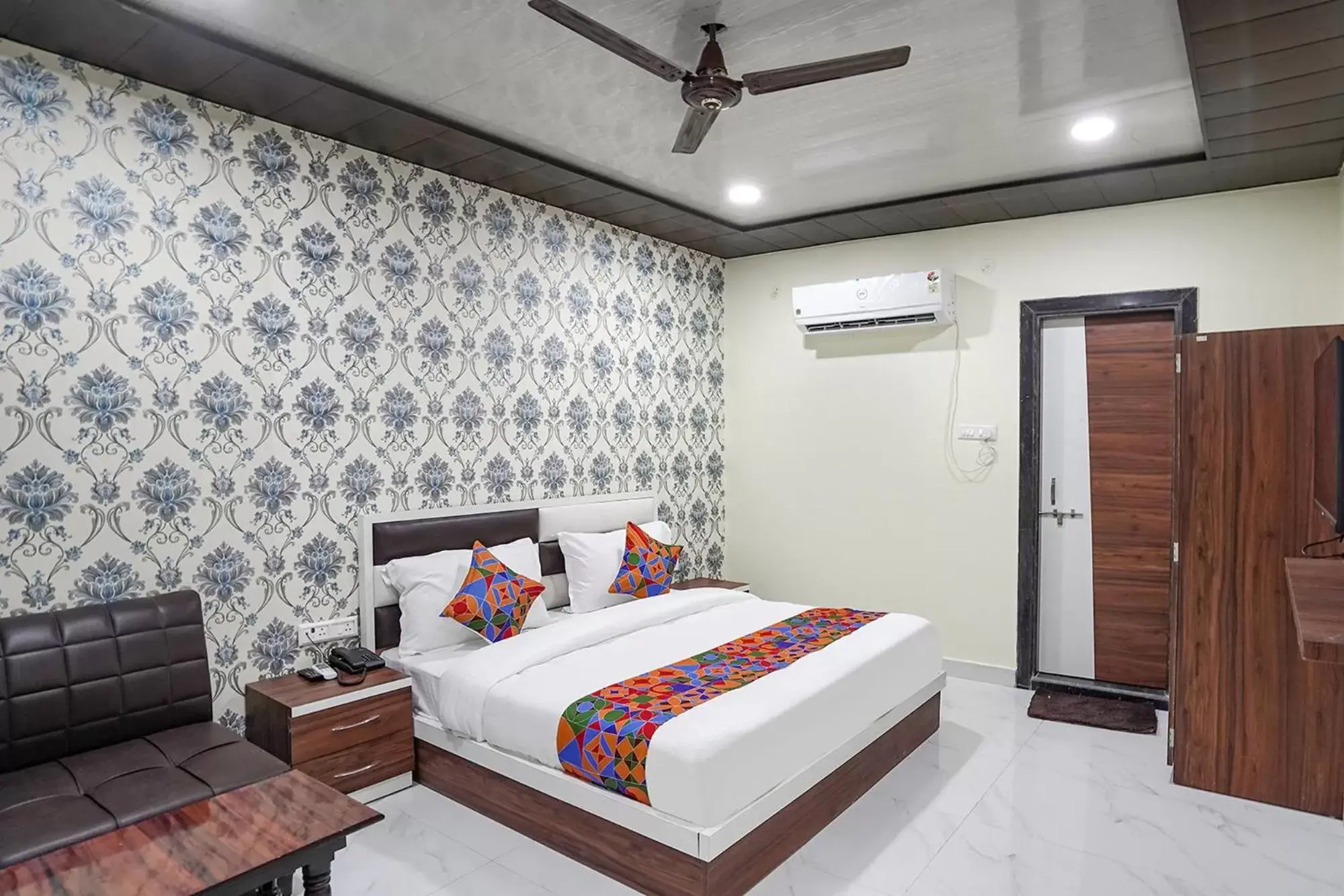 Executive Triple Room - single occupancy in FabHotel Rajdhani Executive Triple Room - single occupancy in FabHotel Rajdhani