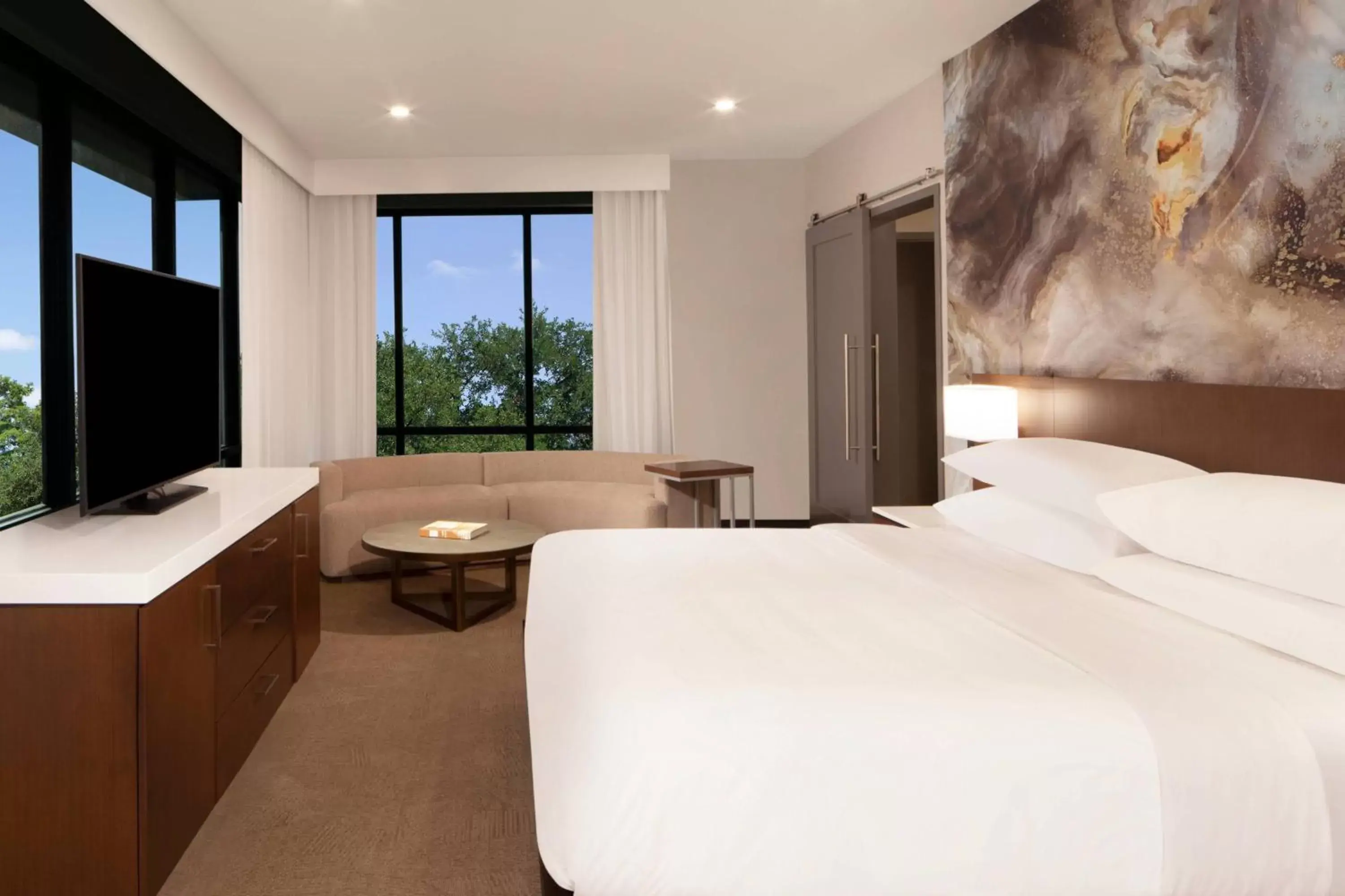Photo of the whole room, Bed in Delta Hotels by Marriott Dallas Southlake
